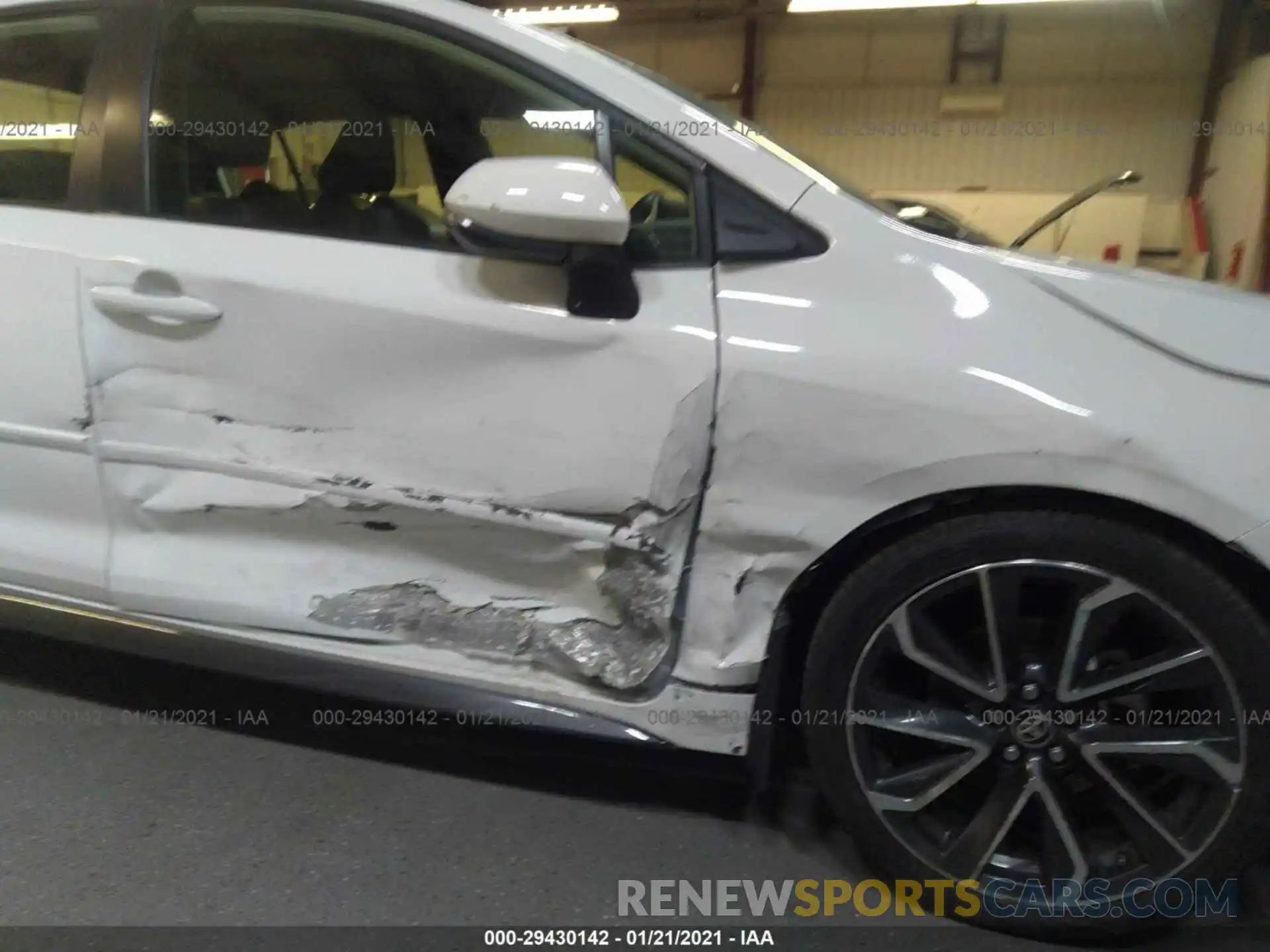 6 Photograph of a damaged car JTDS4RCEXLJ021042 TOYOTA COROLLA 2020