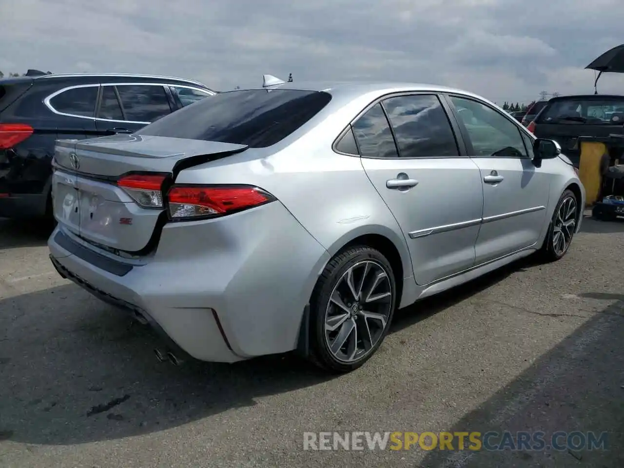 3 Photograph of a damaged car JTDS4RCEXLJ022126 TOYOTA COROLLA 2020