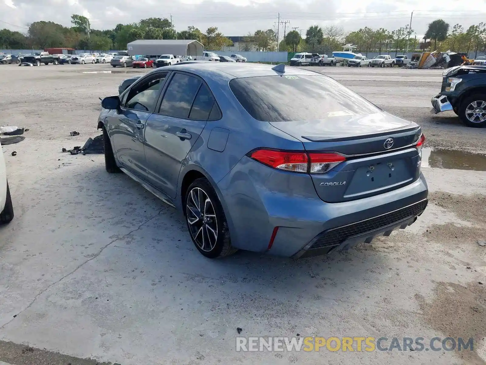 3 Photograph of a damaged car JTDS4RCEXLJ022658 TOYOTA COROLLA 2020