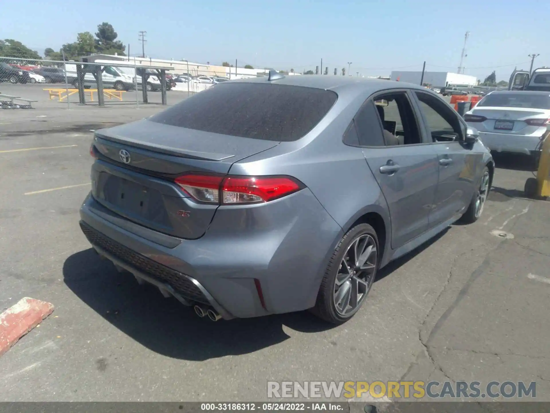 4 Photograph of a damaged car JTDS4RCEXLJ024328 TOYOTA COROLLA 2020