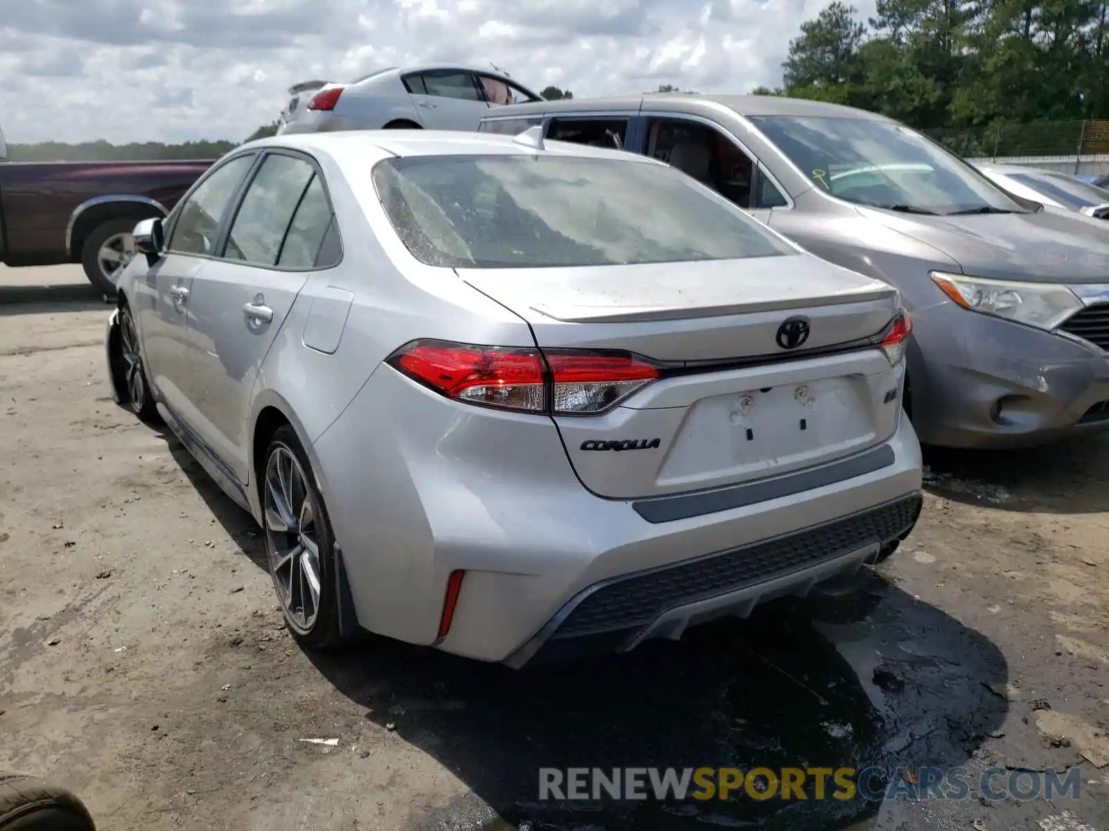 3 Photograph of a damaged car JTDS4RCEXLJ025754 TOYOTA COROLLA 2020