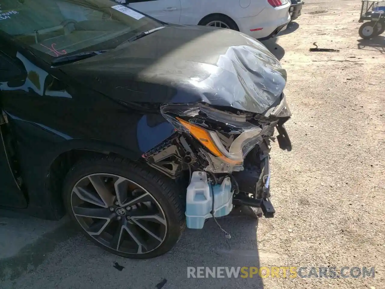 9 Photograph of a damaged car JTDS4RCEXLJ026046 TOYOTA COROLLA 2020