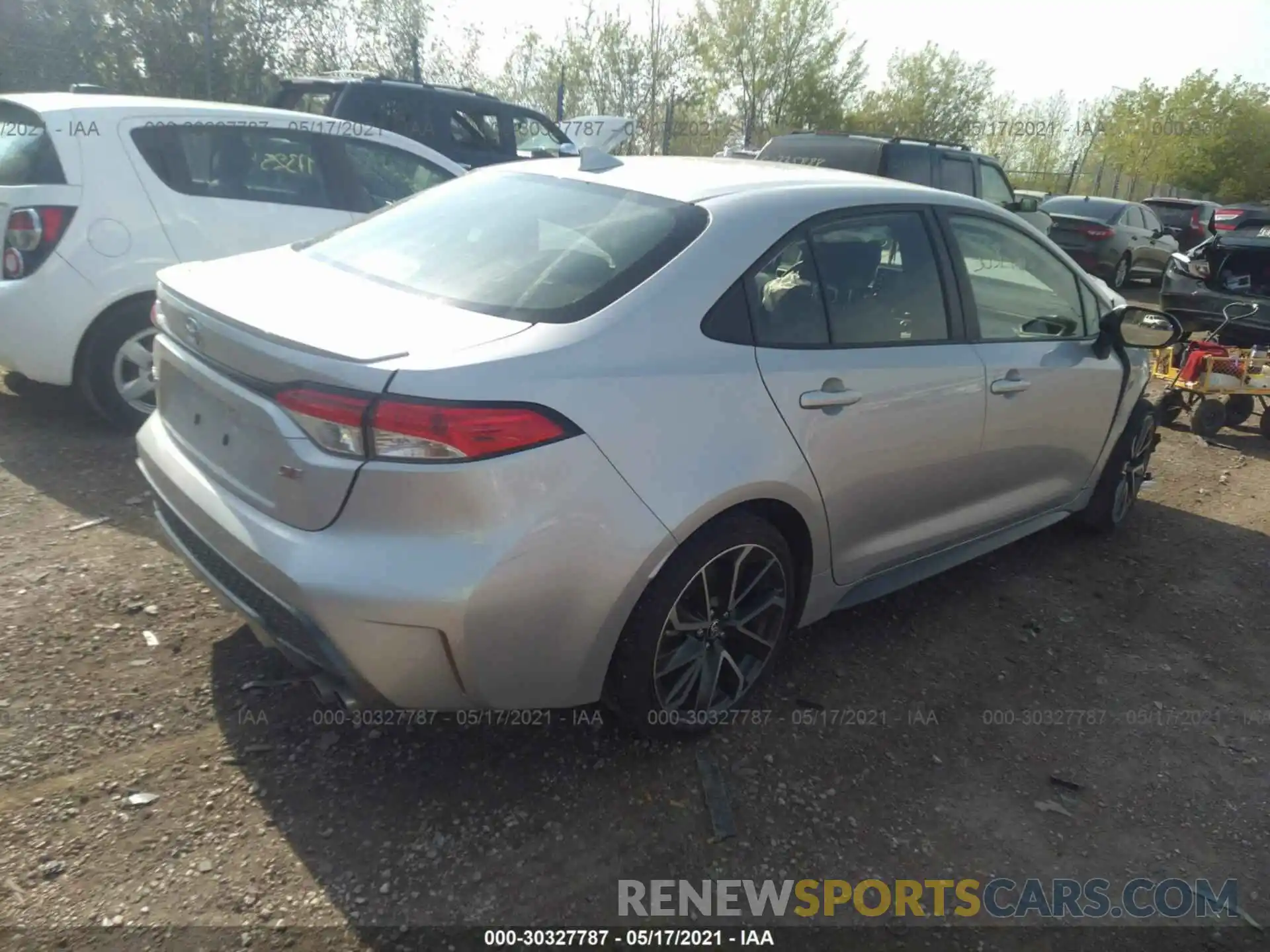 4 Photograph of a damaged car JTDS4RCEXLJ026693 TOYOTA COROLLA 2020