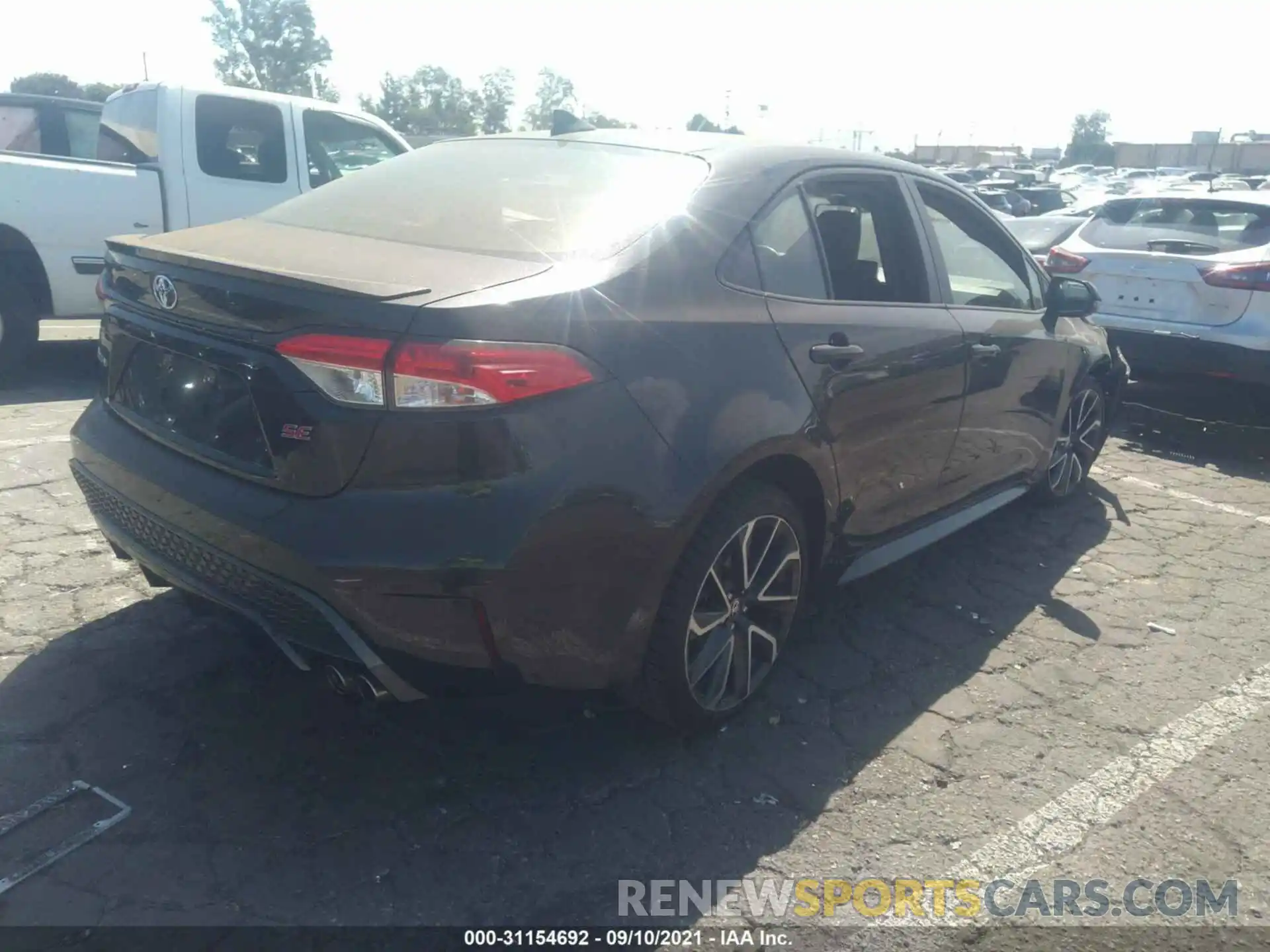 4 Photograph of a damaged car JTDS4RCEXLJ029741 TOYOTA COROLLA 2020