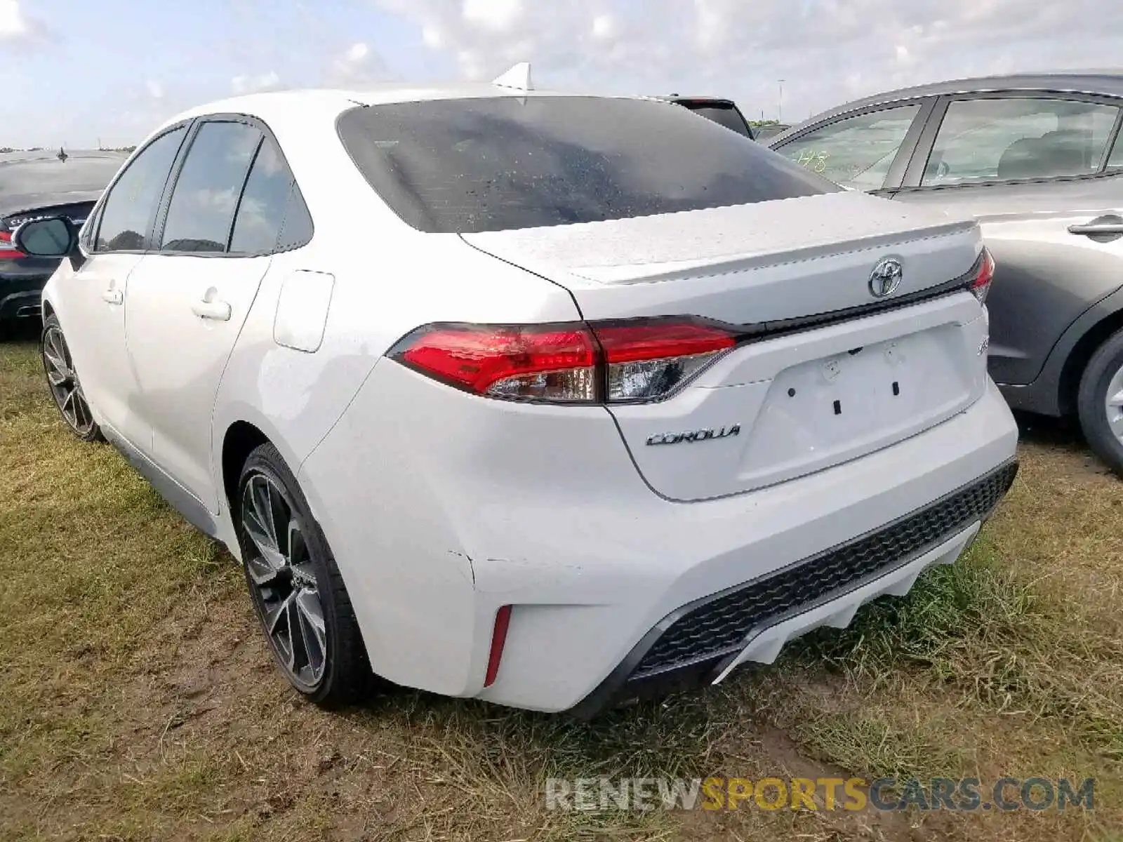 3 Photograph of a damaged car JTDS4RCEXLJ031876 TOYOTA COROLLA 2020