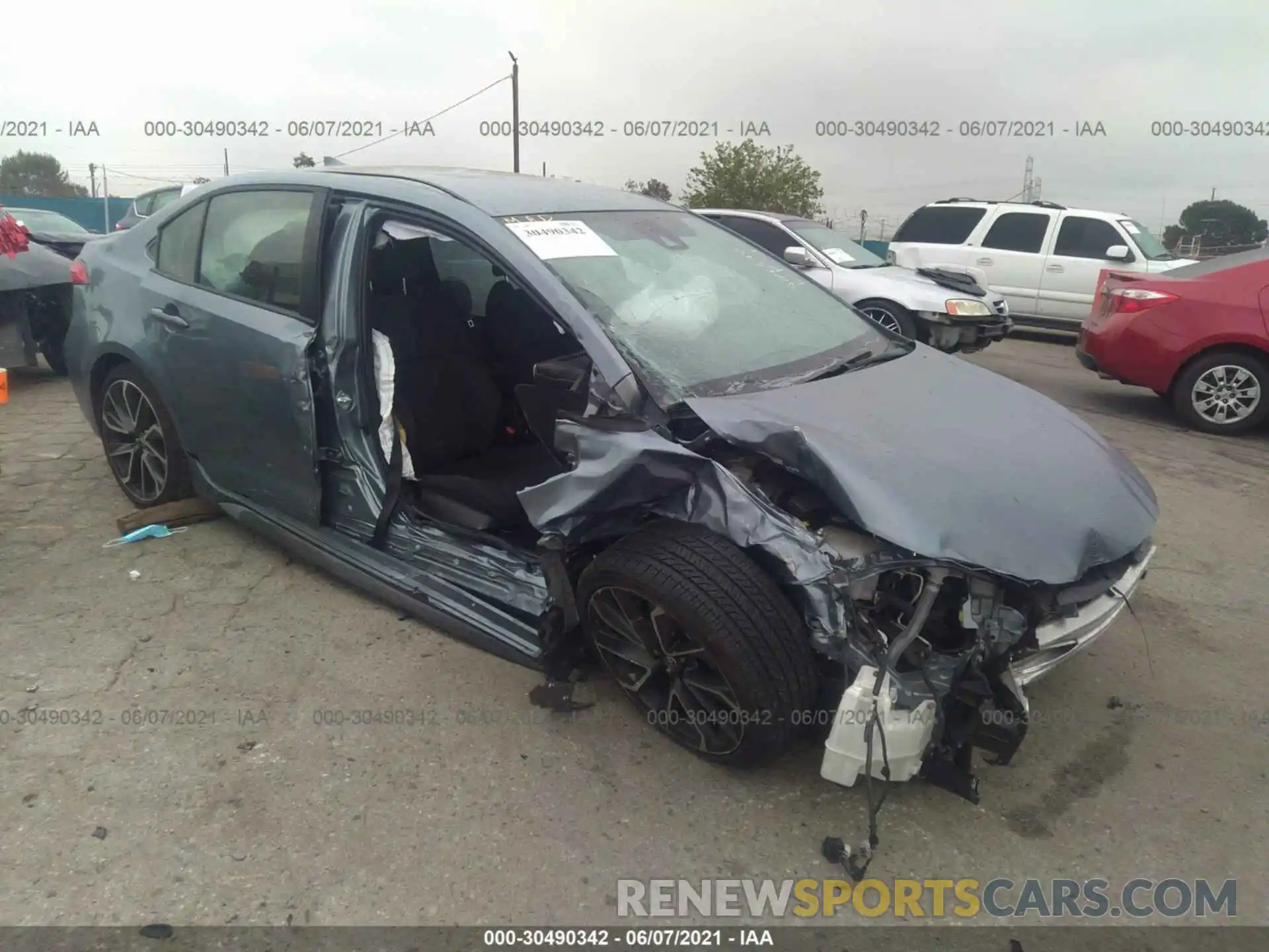 1 Photograph of a damaged car JTDS4RCEXLJ032297 TOYOTA COROLLA 2020