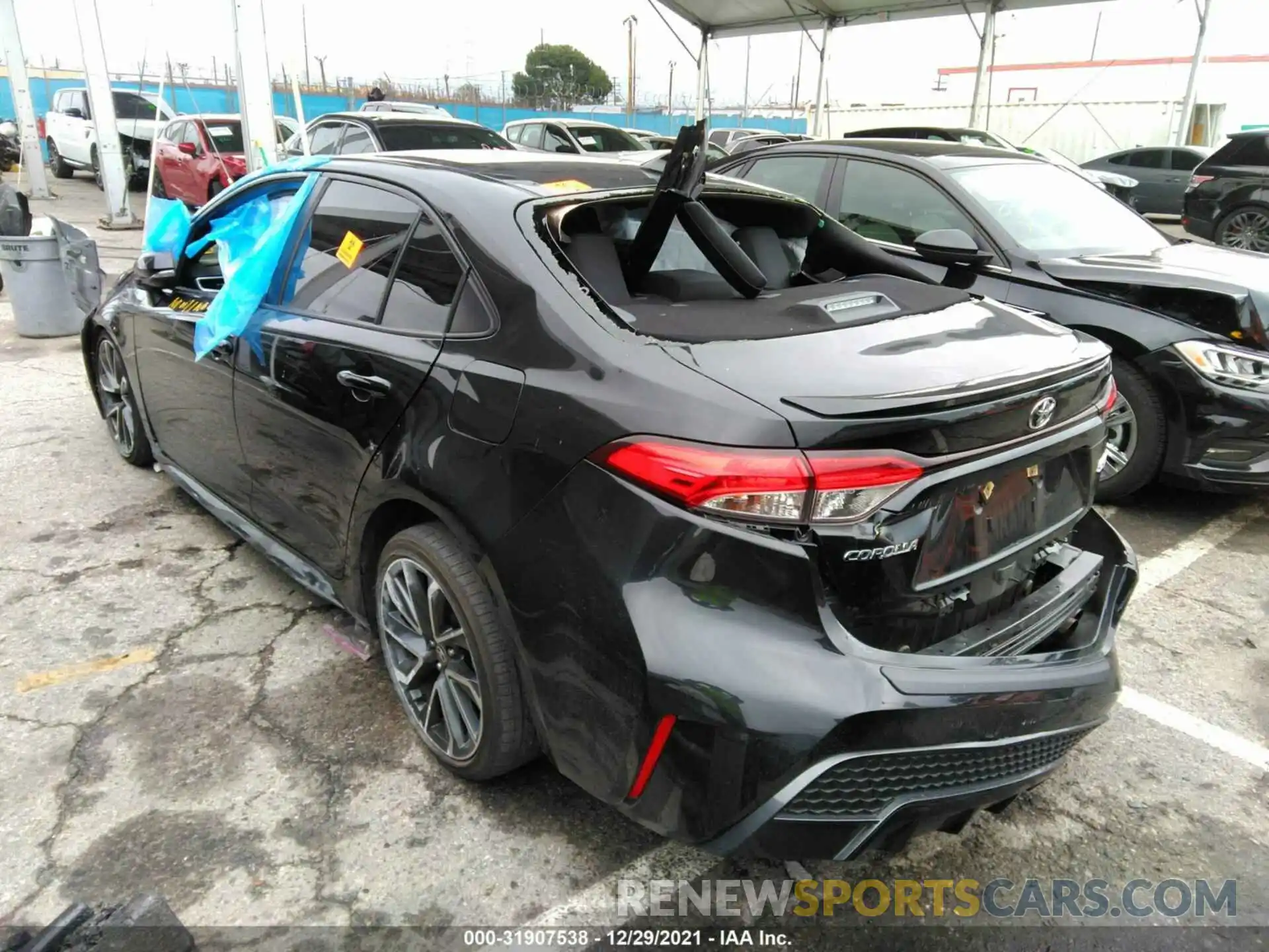 3 Photograph of a damaged car JTDS4RCEXLJ040643 TOYOTA COROLLA 2020