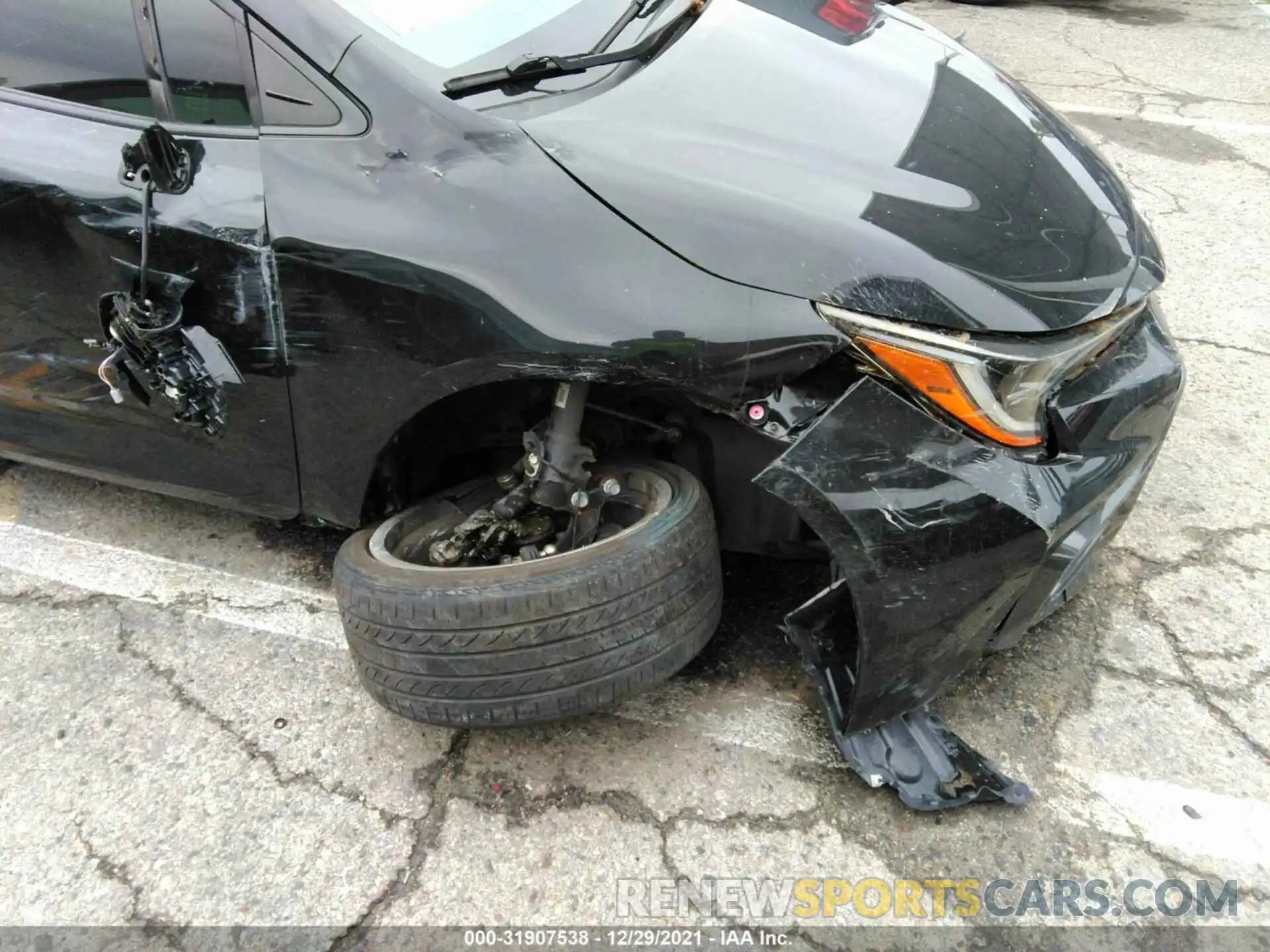 6 Photograph of a damaged car JTDS4RCEXLJ040643 TOYOTA COROLLA 2020