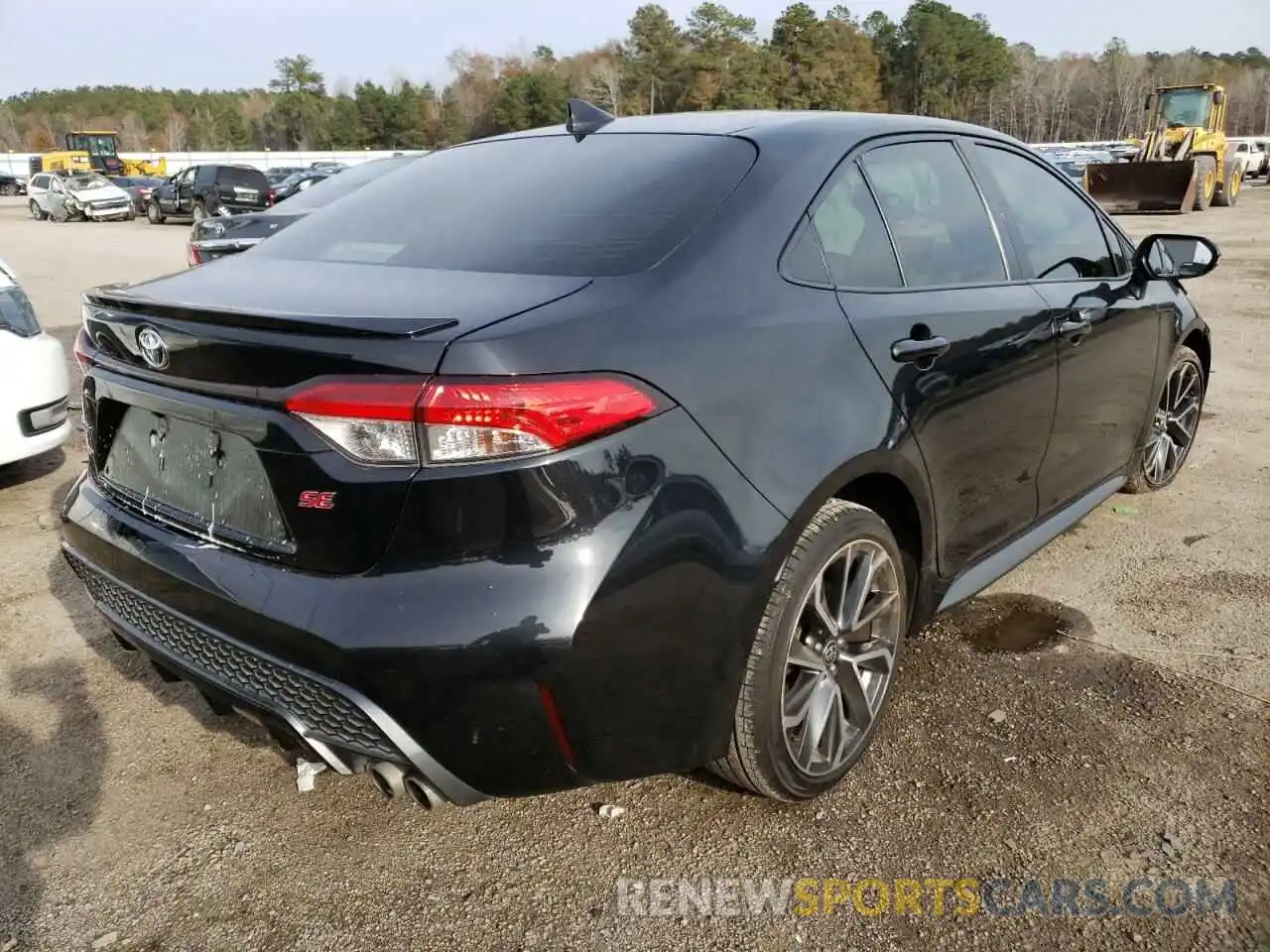 4 Photograph of a damaged car JTDS4RCEXLJ040769 TOYOTA COROLLA 2020