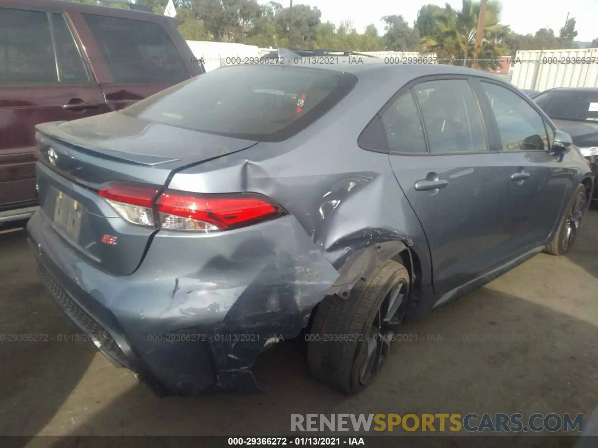 4 Photograph of a damaged car JTDS4RCEXLJ042781 TOYOTA COROLLA 2020