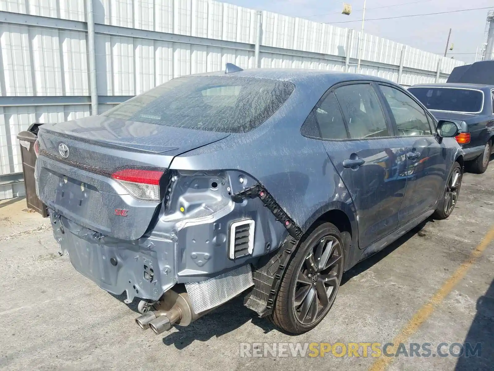 4 Photograph of a damaged car JTDS4RCEXLJ047480 TOYOTA COROLLA 2020