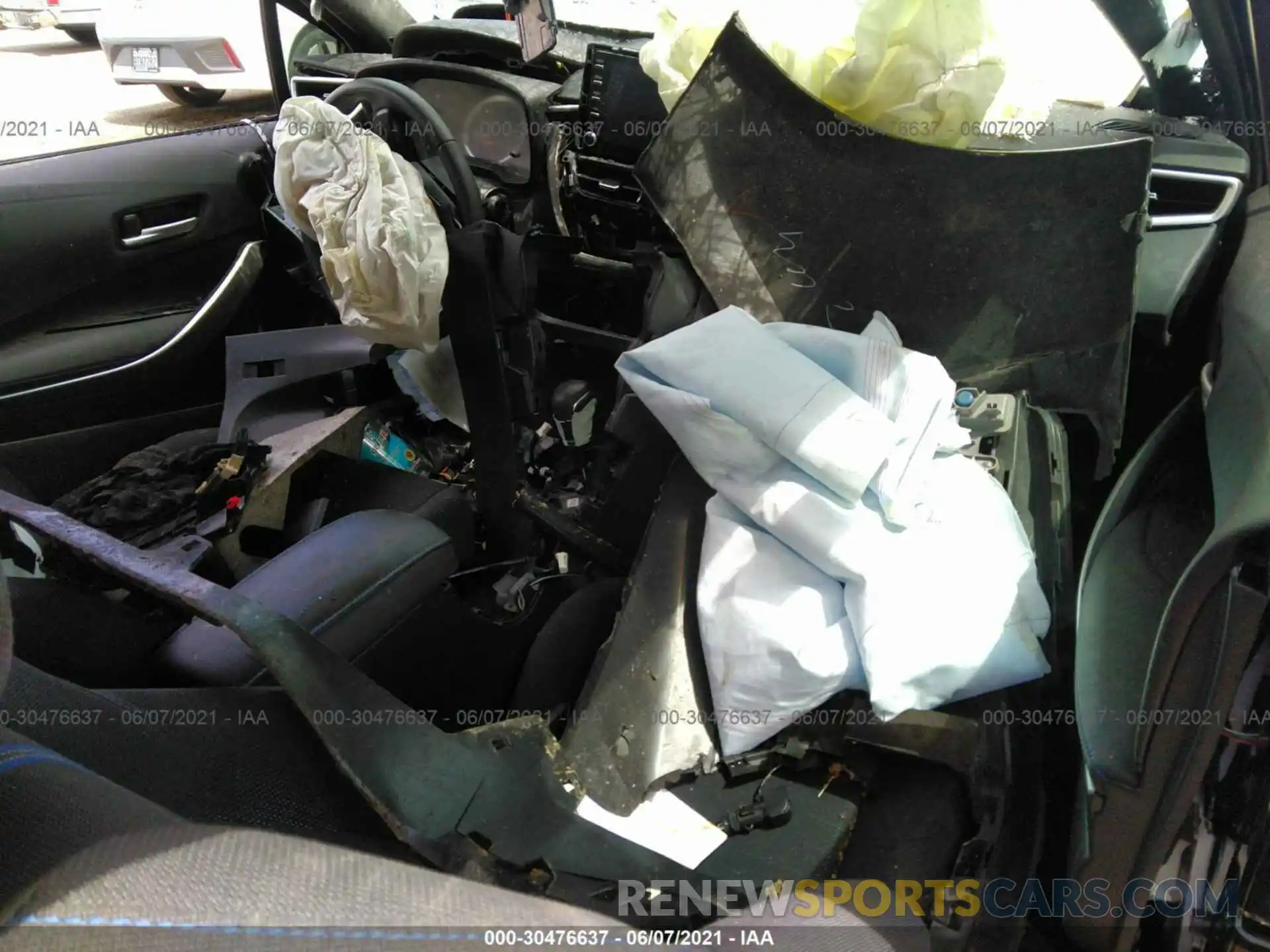 5 Photograph of a damaged car JTDS4RCEXLJ047978 TOYOTA COROLLA 2020