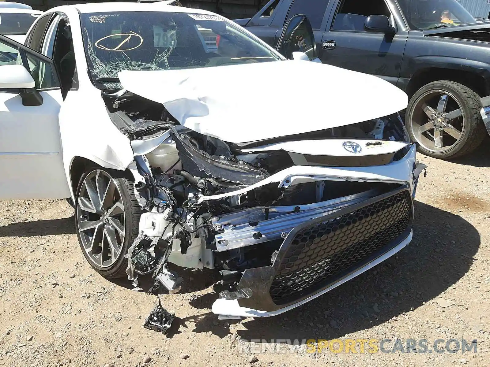 9 Photograph of a damaged car JTDS4RCEXLJ050153 TOYOTA COROLLA 2020