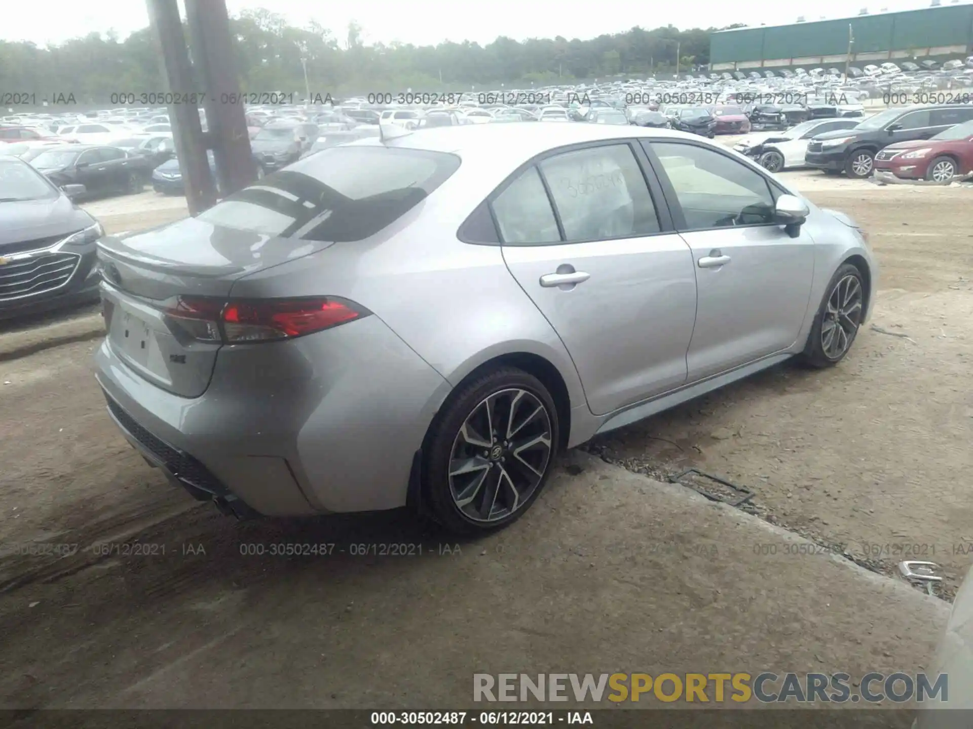 4 Photograph of a damaged car JTDS4RCEXLJ051383 TOYOTA COROLLA 2020