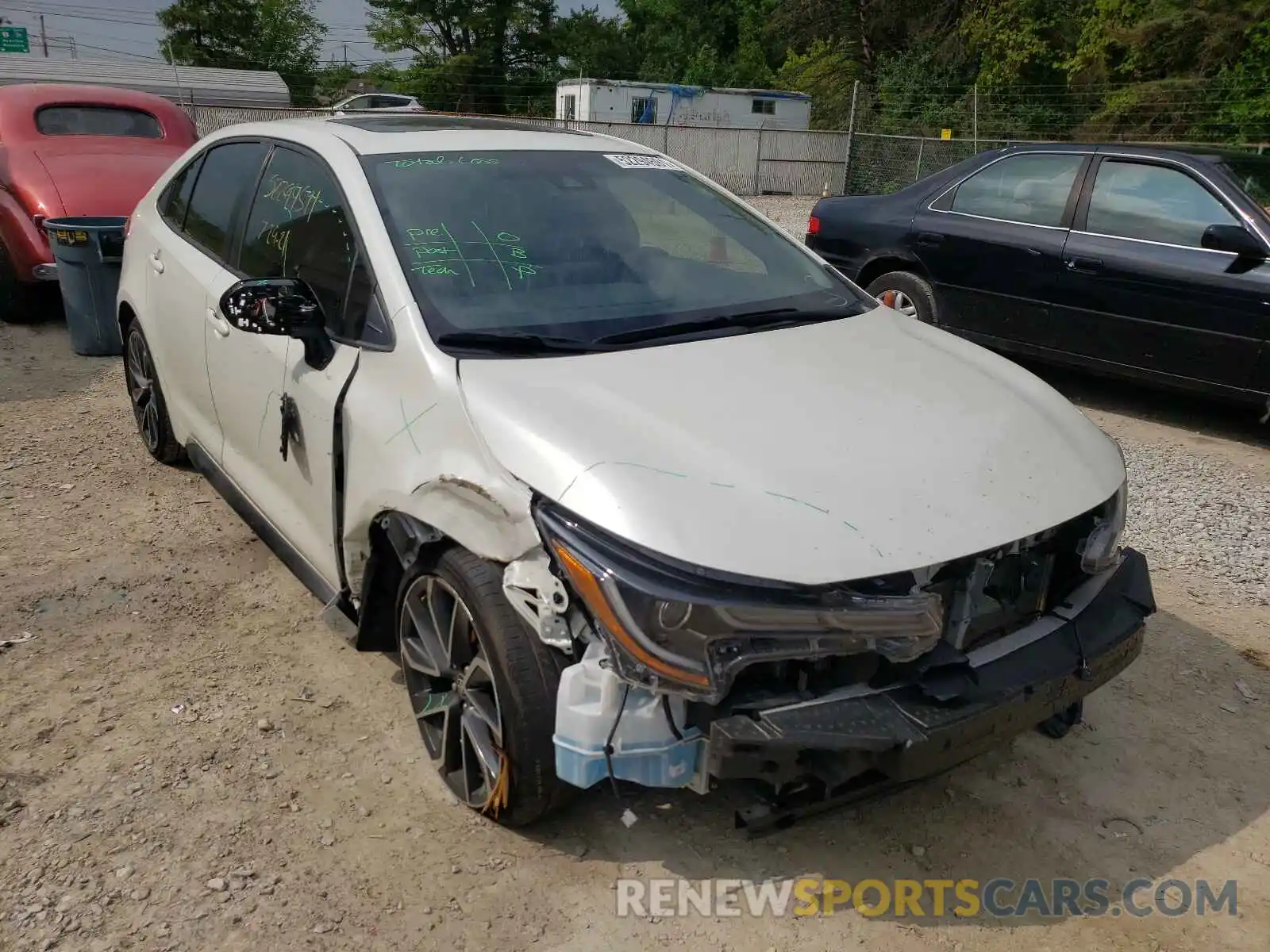 1 Photograph of a damaged car JTDT4RCE0LJ016209 TOYOTA COROLLA 2020