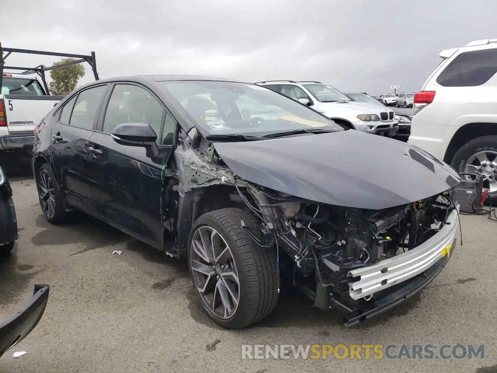 1 Photograph of a damaged car JTDT4RCE0LJ017683 TOYOTA COROLLA 2020