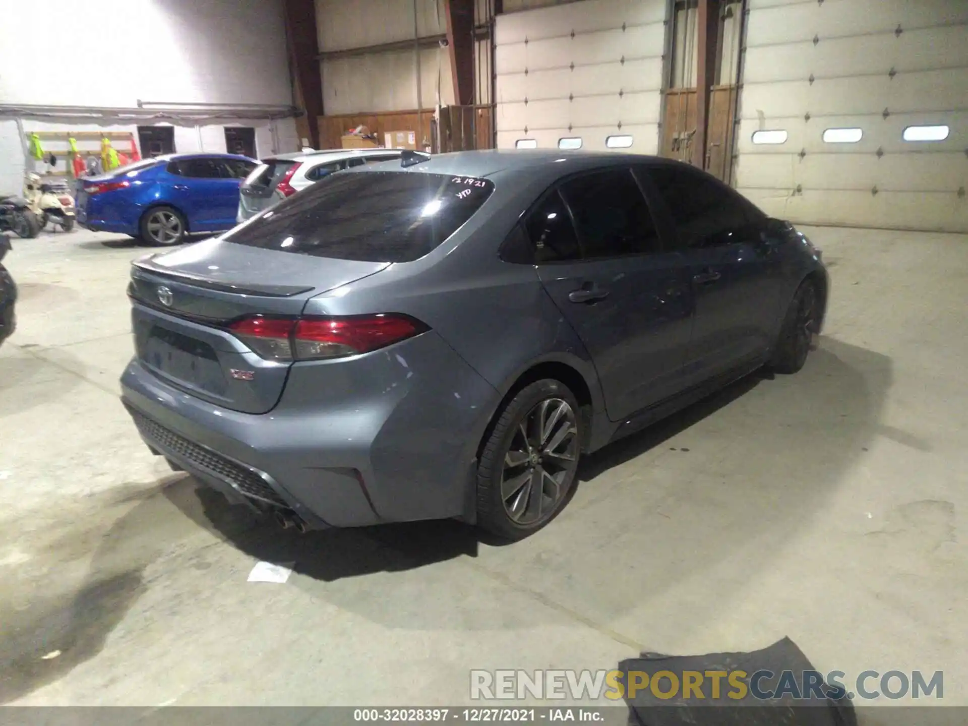 4 Photograph of a damaged car JTDT4RCE0LJ018607 TOYOTA COROLLA 2020