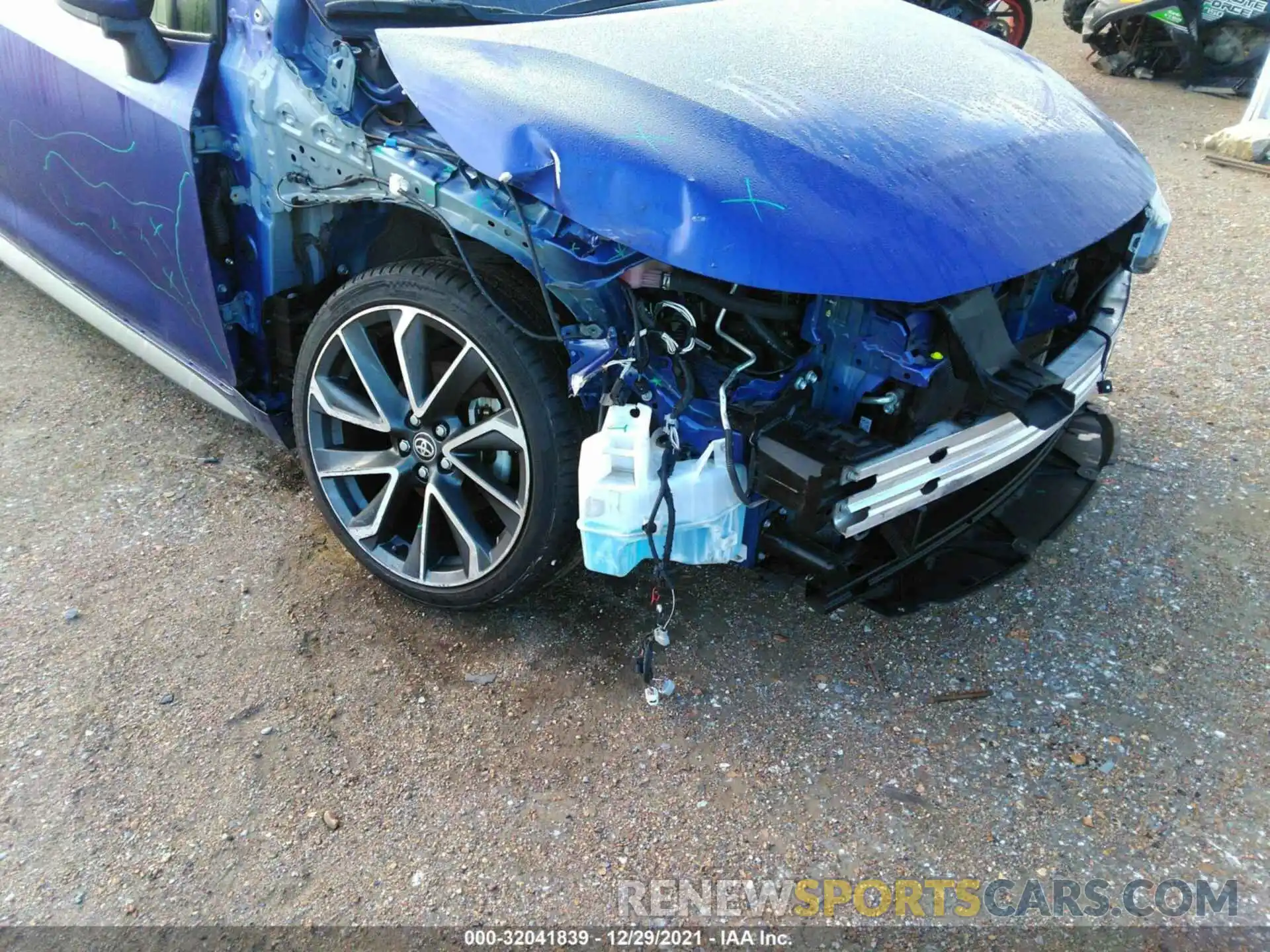 6 Photograph of a damaged car JTDT4RCE0LJ019157 TOYOTA COROLLA 2020