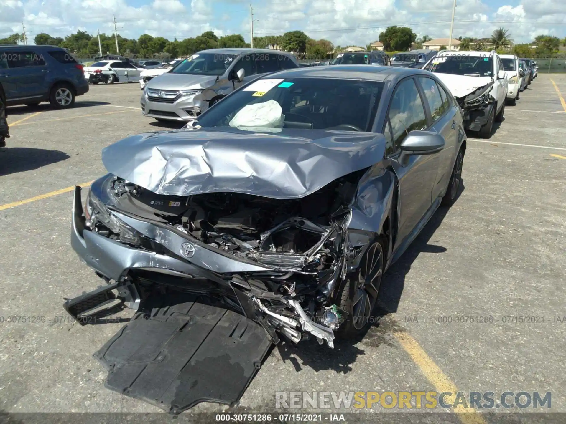 6 Photograph of a damaged car JTDT4RCE0LJ042647 TOYOTA COROLLA 2020