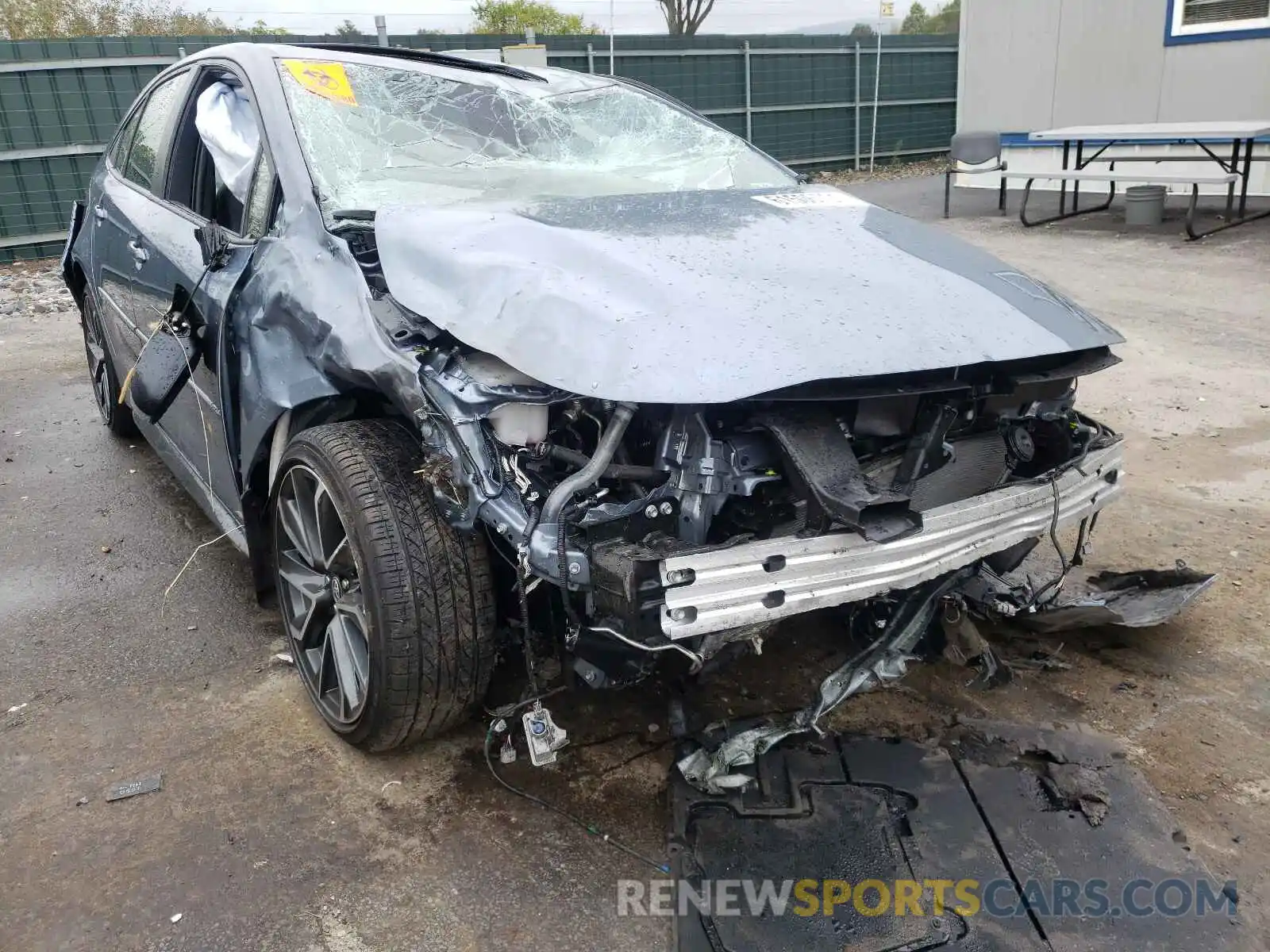 1 Photograph of a damaged car JTDT4RCE0LJ048657 TOYOTA COROLLA 2020