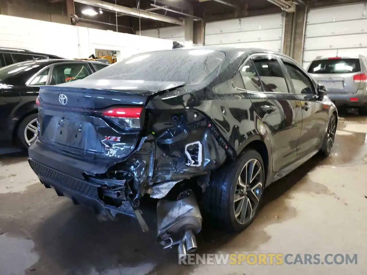 4 Photograph of a damaged car JTDT4RCE1LJ009043 TOYOTA COROLLA 2020