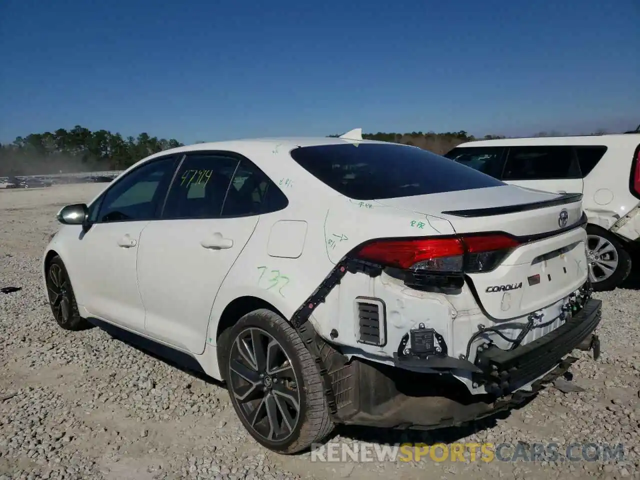 3 Photograph of a damaged car JTDT4RCE1LJ016333 TOYOTA COROLLA 2020