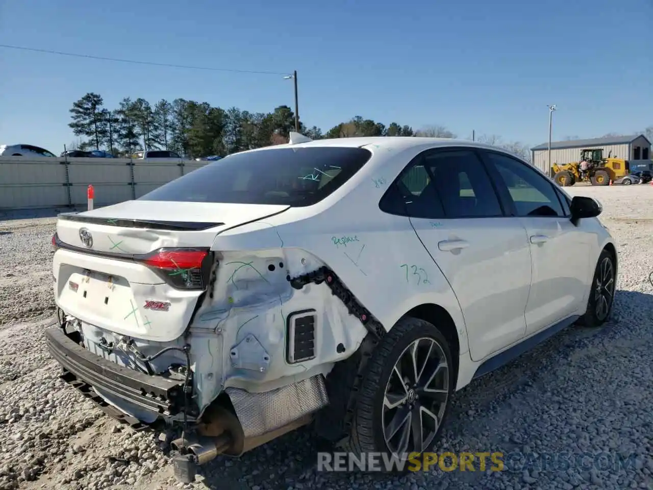 4 Photograph of a damaged car JTDT4RCE1LJ016333 TOYOTA COROLLA 2020