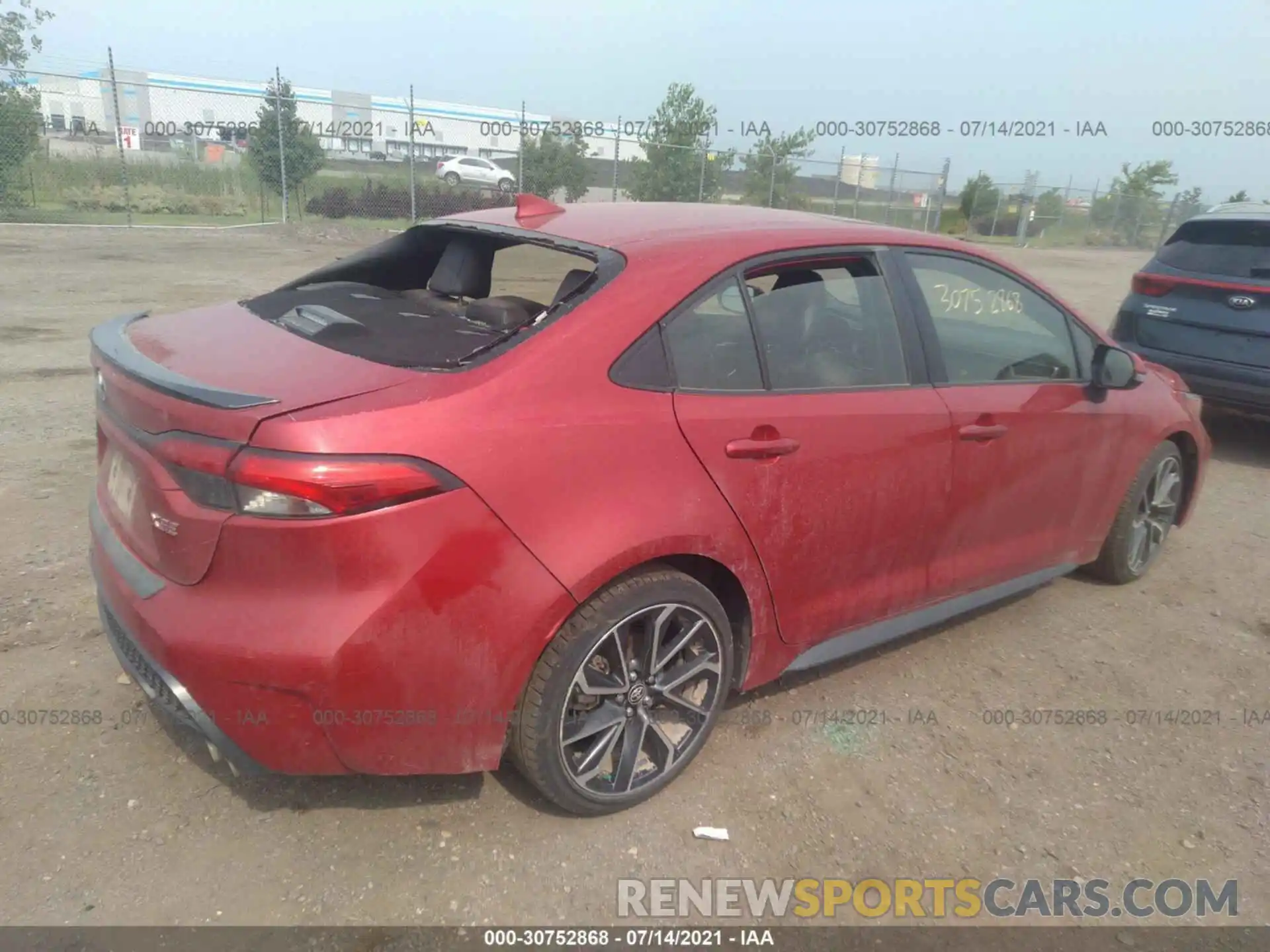 4 Photograph of a damaged car JTDT4RCE1LJ037733 TOYOTA COROLLA 2020