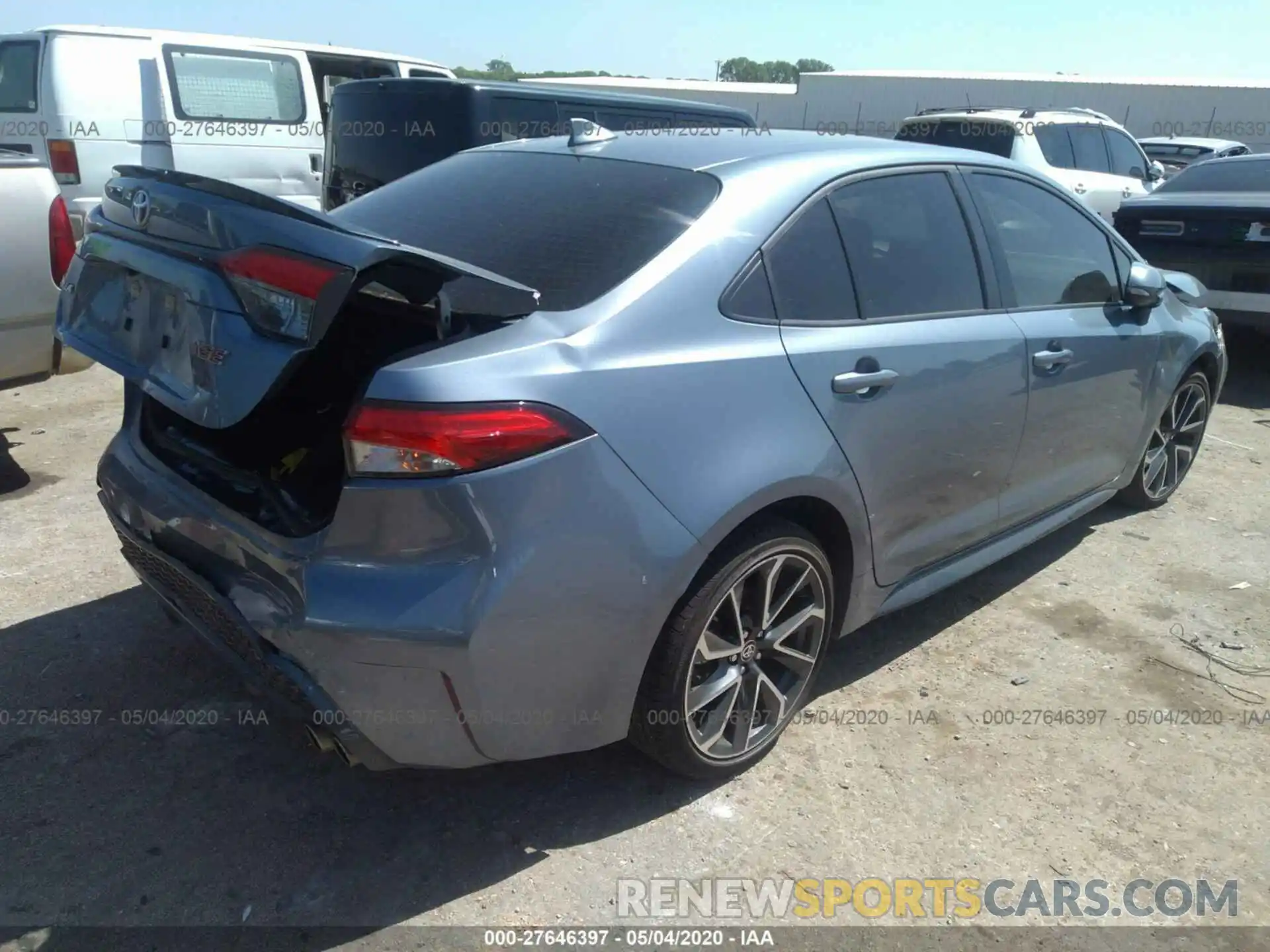 4 Photograph of a damaged car JTDT4RCE2LJ006815 TOYOTA COROLLA 2020