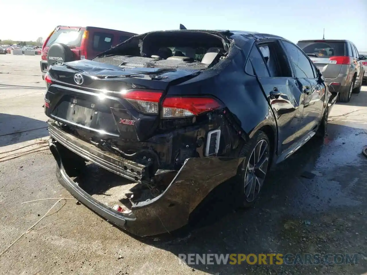 4 Photograph of a damaged car JTDT4RCE2LJ025252 TOYOTA COROLLA 2020