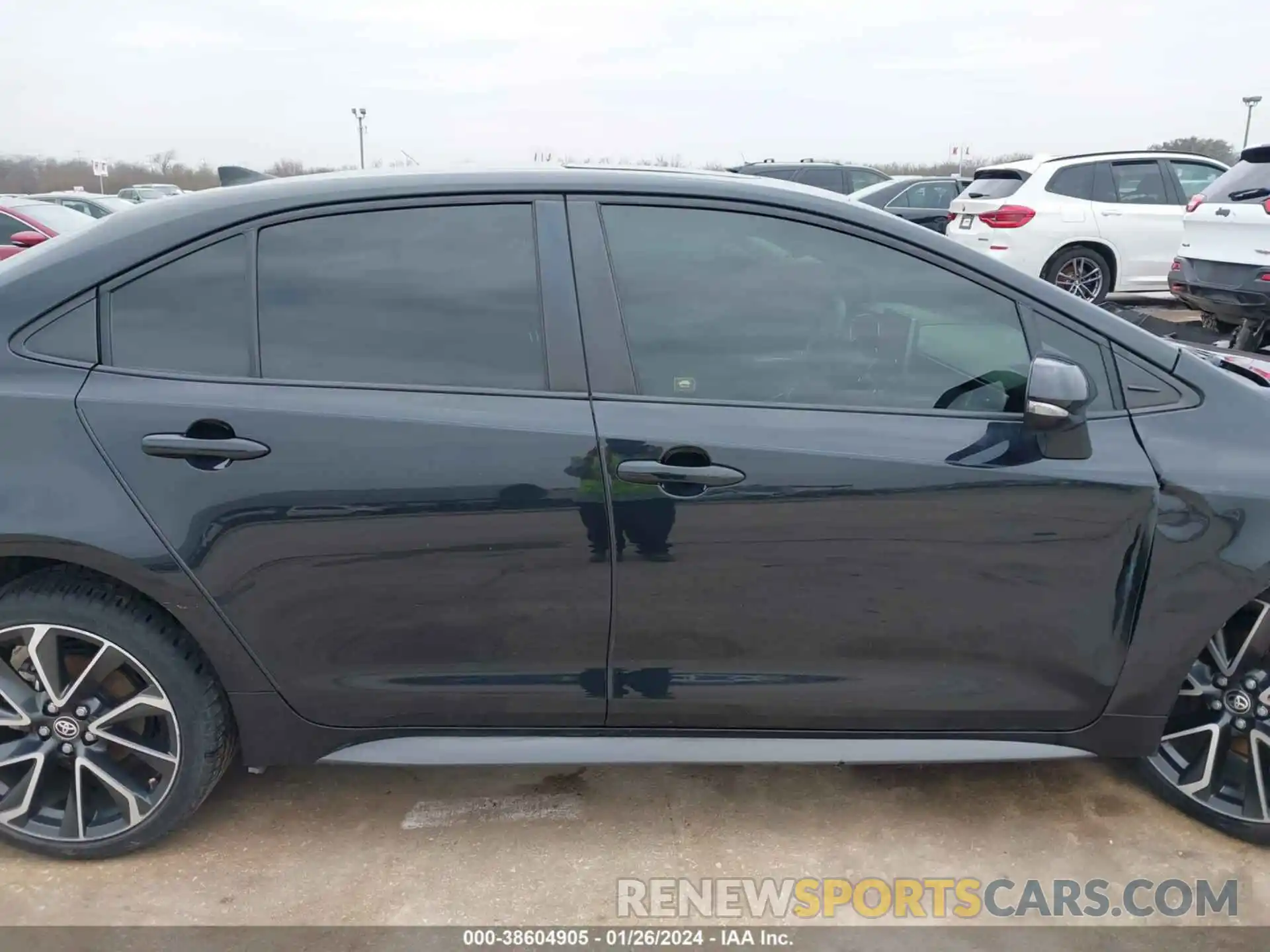 13 Photograph of a damaged car JTDT4RCE3LJ007228 TOYOTA COROLLA 2020