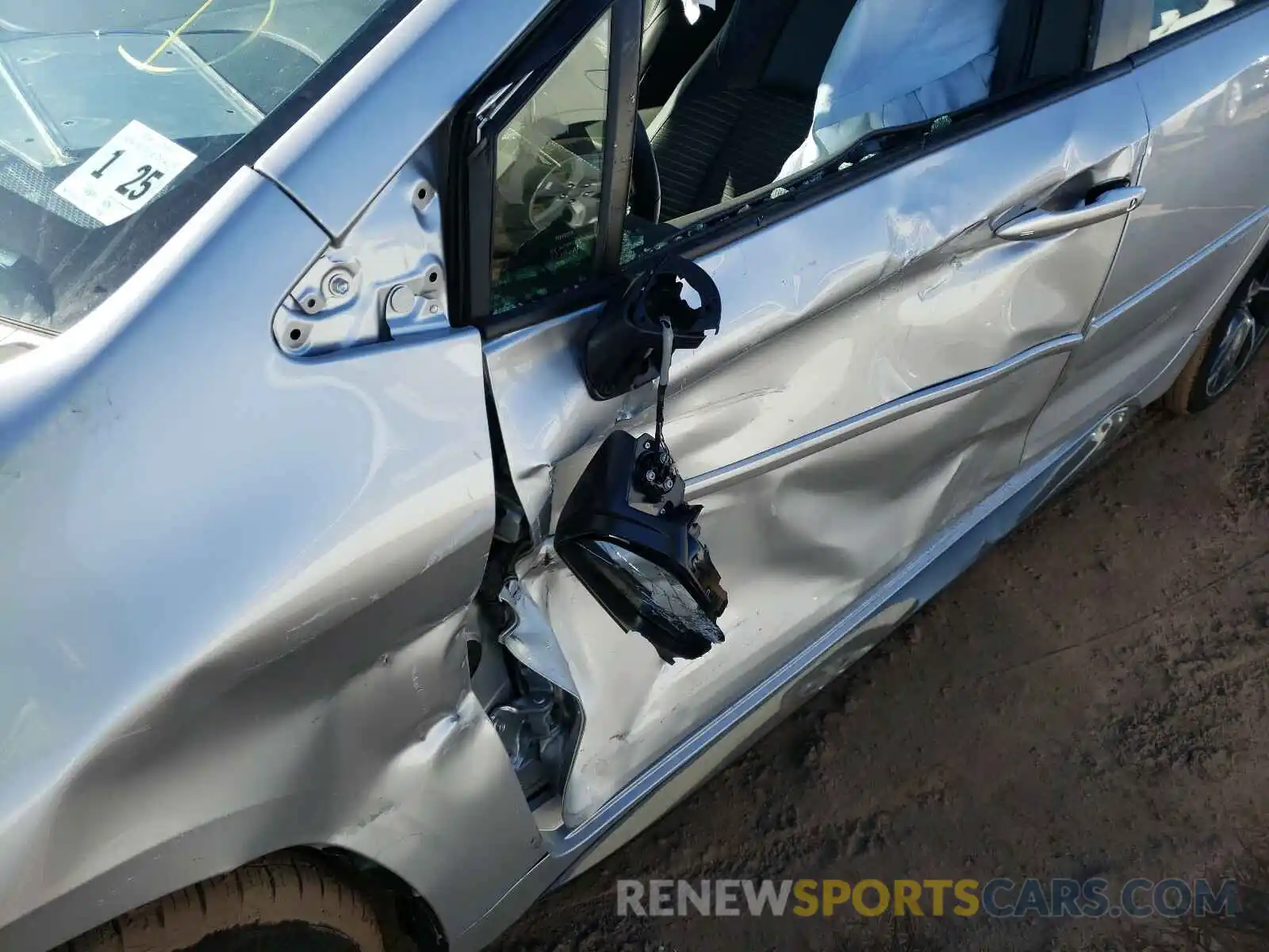9 Photograph of a damaged car JTDT4RCE3LJ035546 TOYOTA COROLLA 2020