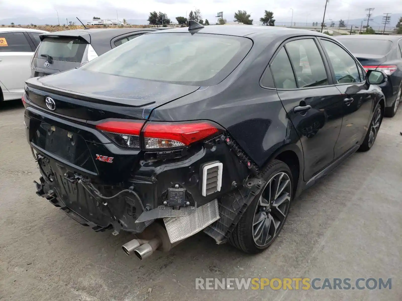 4 Photograph of a damaged car JTDT4RCE3LJ036986 TOYOTA COROLLA 2020