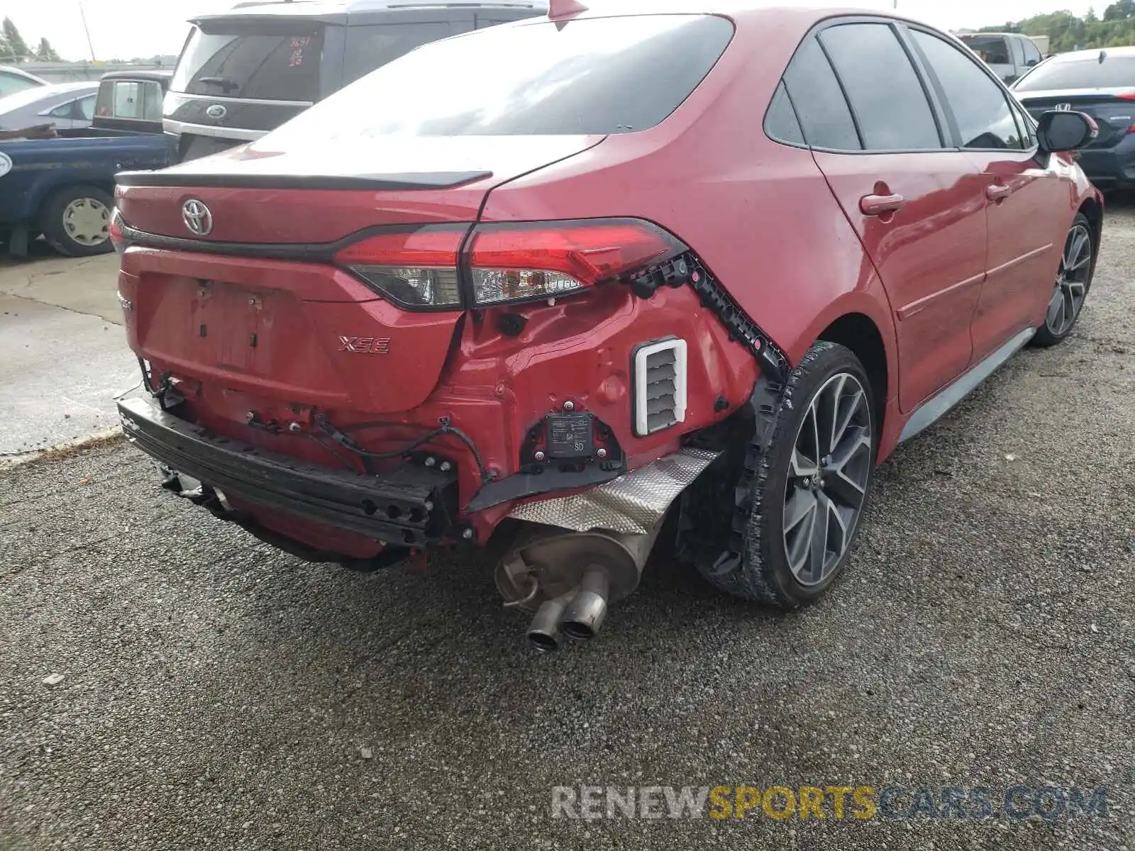 4 Photograph of a damaged car JTDT4RCE4LJ008677 TOYOTA COROLLA 2020