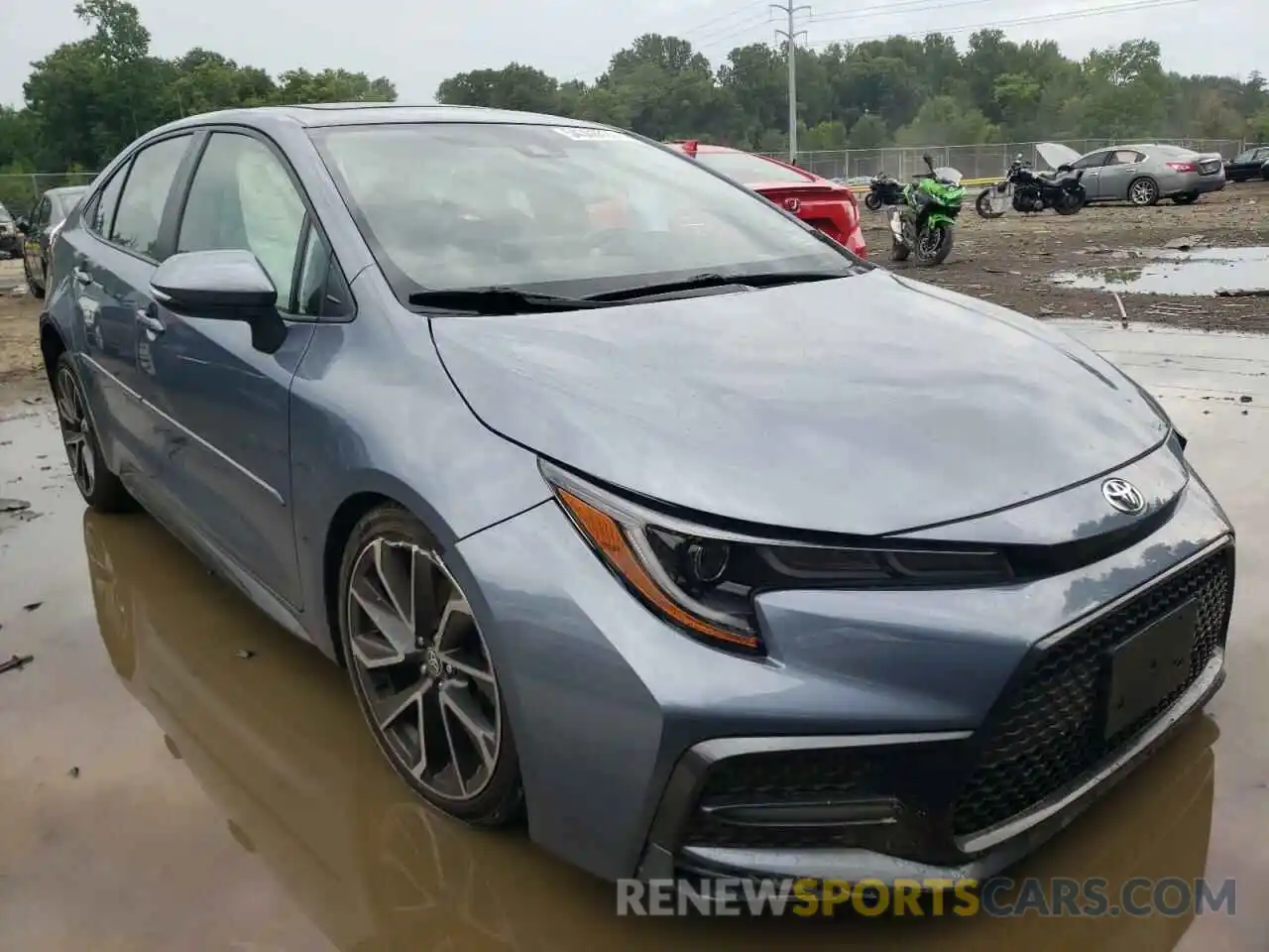 1 Photograph of a damaged car JTDT4RCE4LJ015984 TOYOTA COROLLA 2020