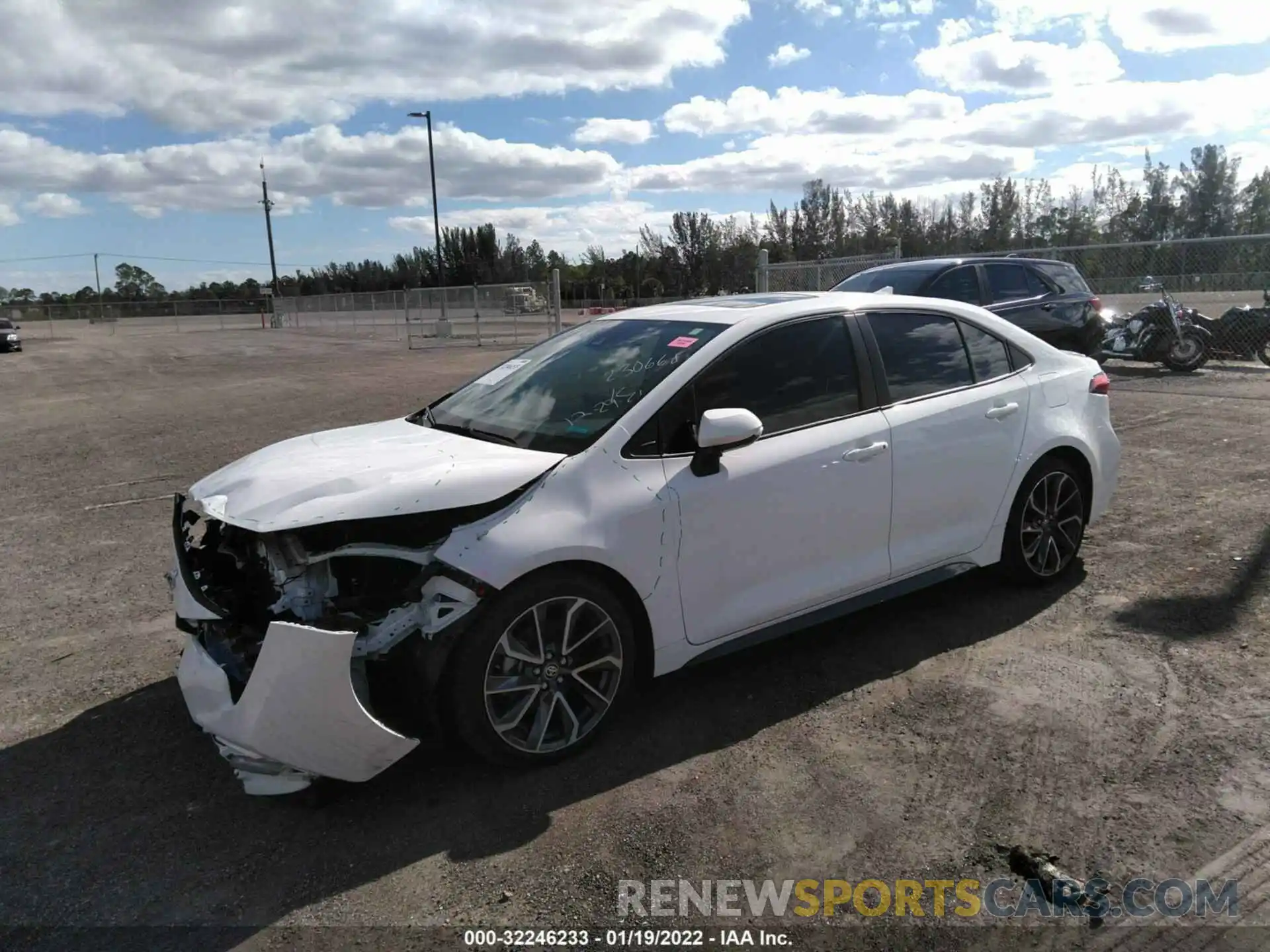 2 Photograph of a damaged car JTDT4RCE4LJ020845 TOYOTA COROLLA 2020