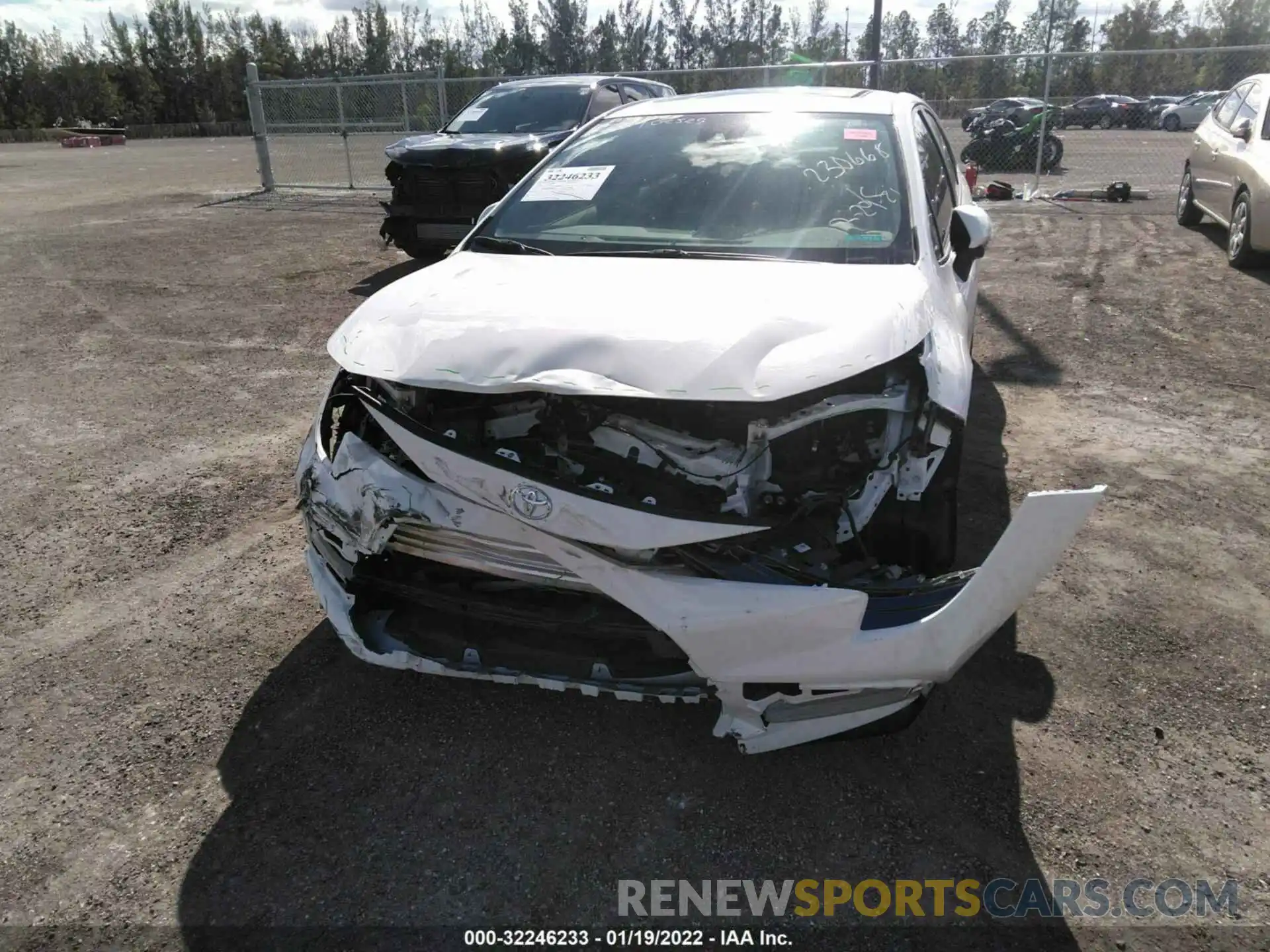 6 Photograph of a damaged car JTDT4RCE4LJ020845 TOYOTA COROLLA 2020