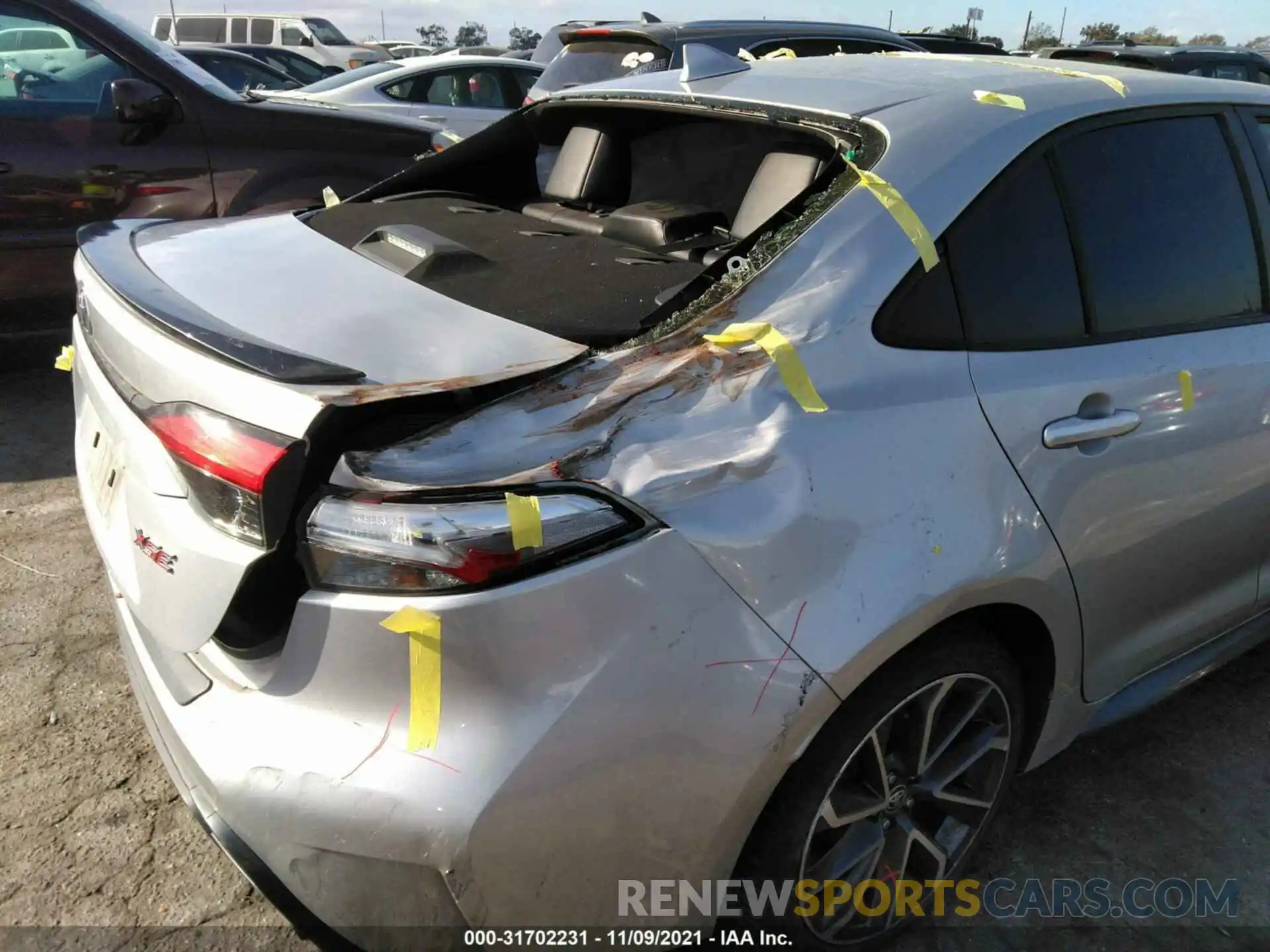 6 Photograph of a damaged car JTDT4RCE5LJ007196 TOYOTA COROLLA 2020