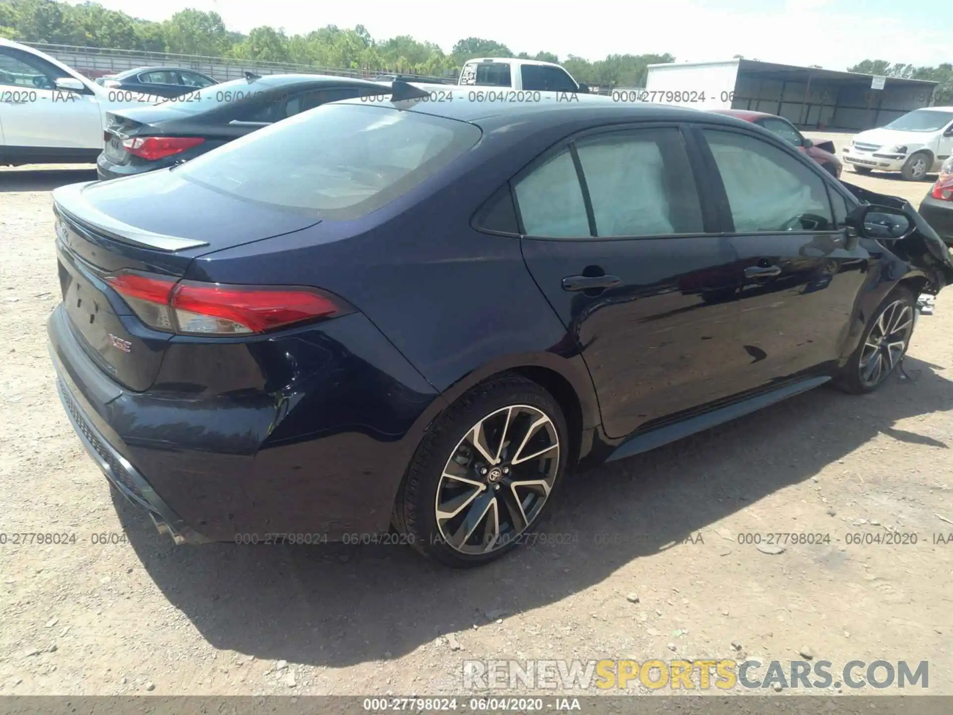 4 Photograph of a damaged car JTDT4RCE6LJ004257 TOYOTA COROLLA 2020