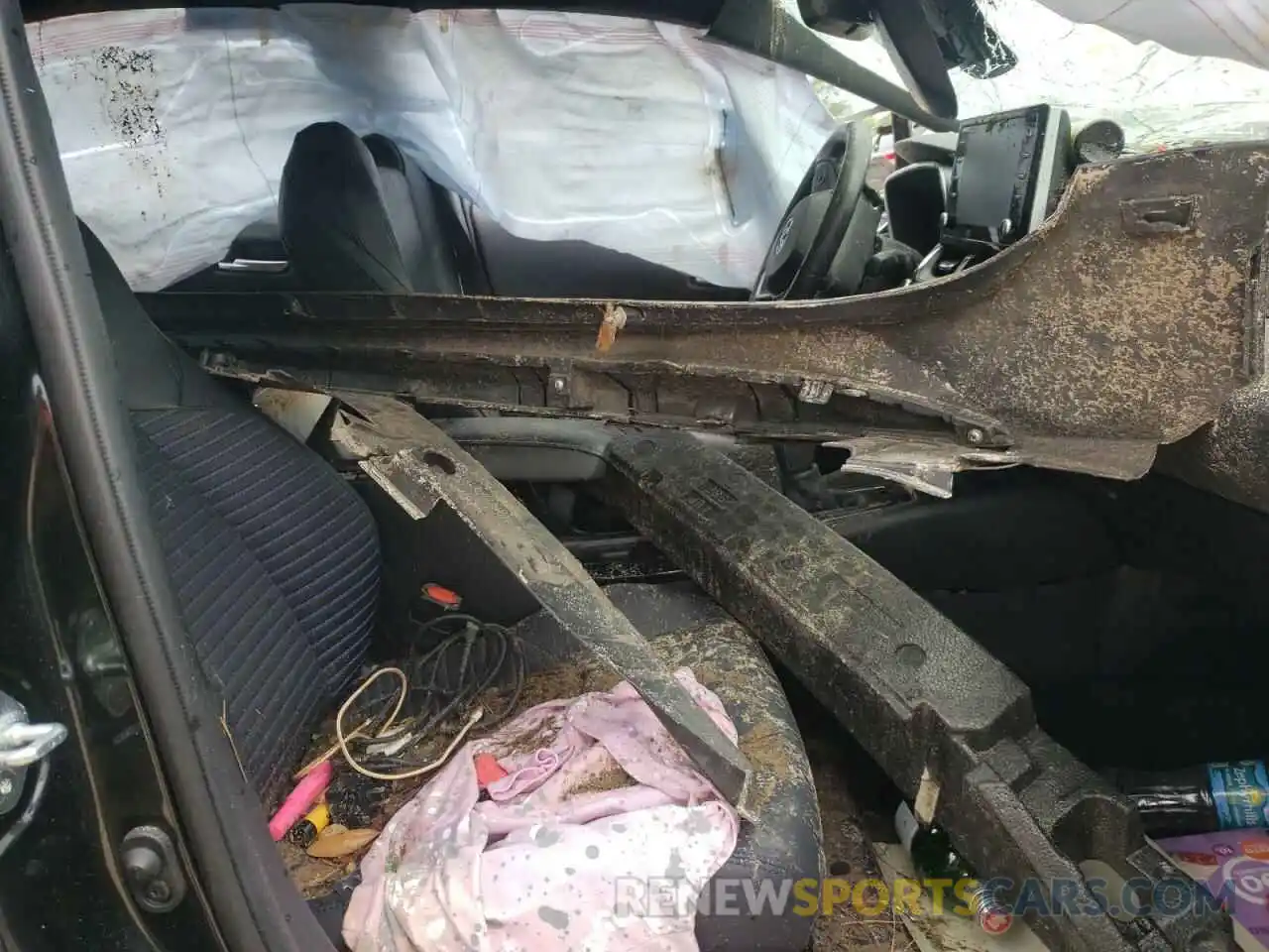 5 Photograph of a damaged car JTDT4RCE6LJ011662 TOYOTA COROLLA 2020