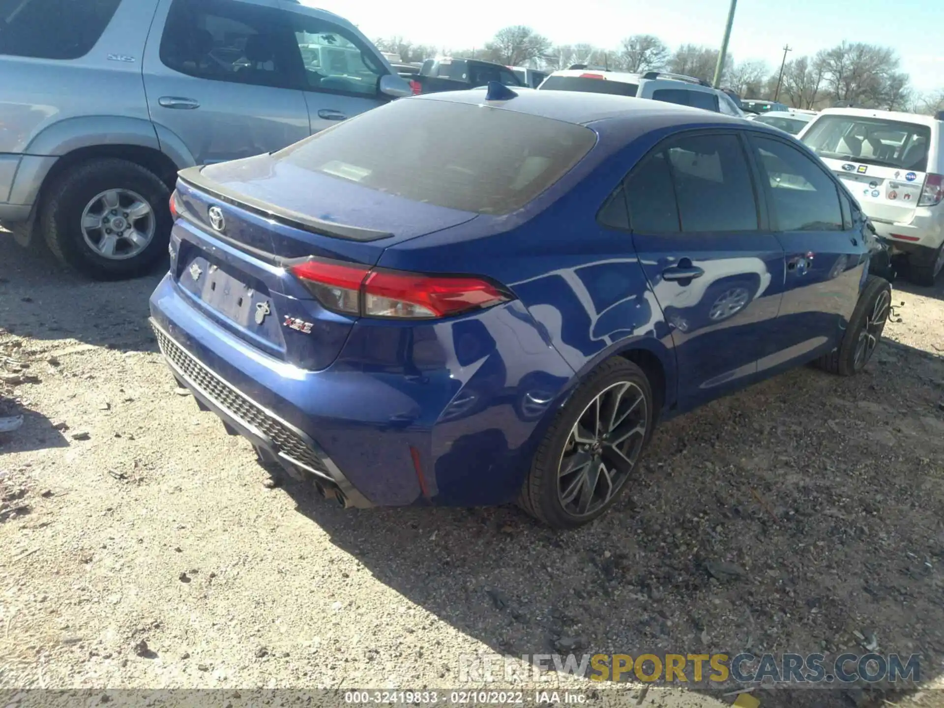 4 Photograph of a damaged car JTDT4RCE6LJ022192 TOYOTA COROLLA 2020