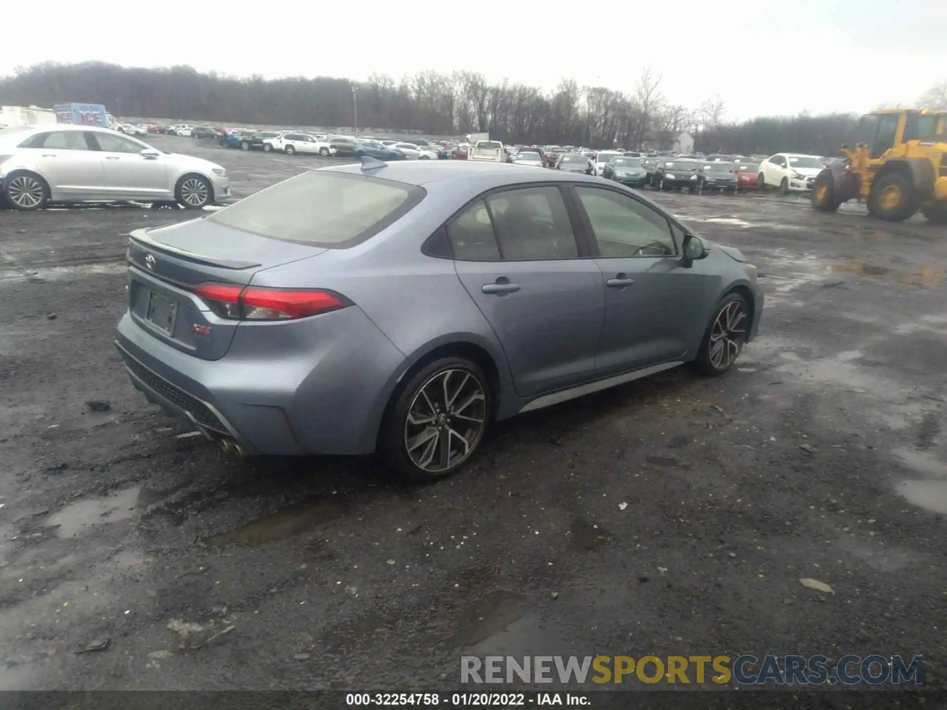 4 Photograph of a damaged car JTDT4RCE6LJ028171 TOYOTA COROLLA 2020