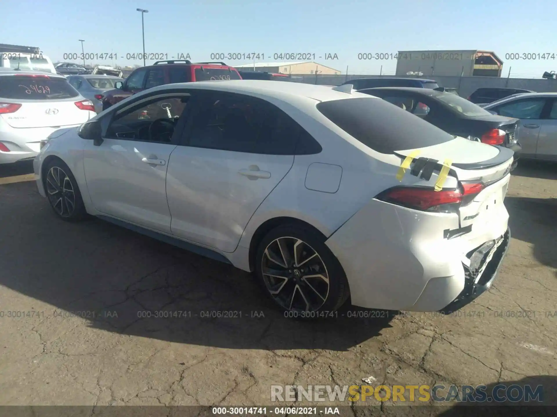 3 Photograph of a damaged car JTDT4RCE6LJ042118 TOYOTA COROLLA 2020