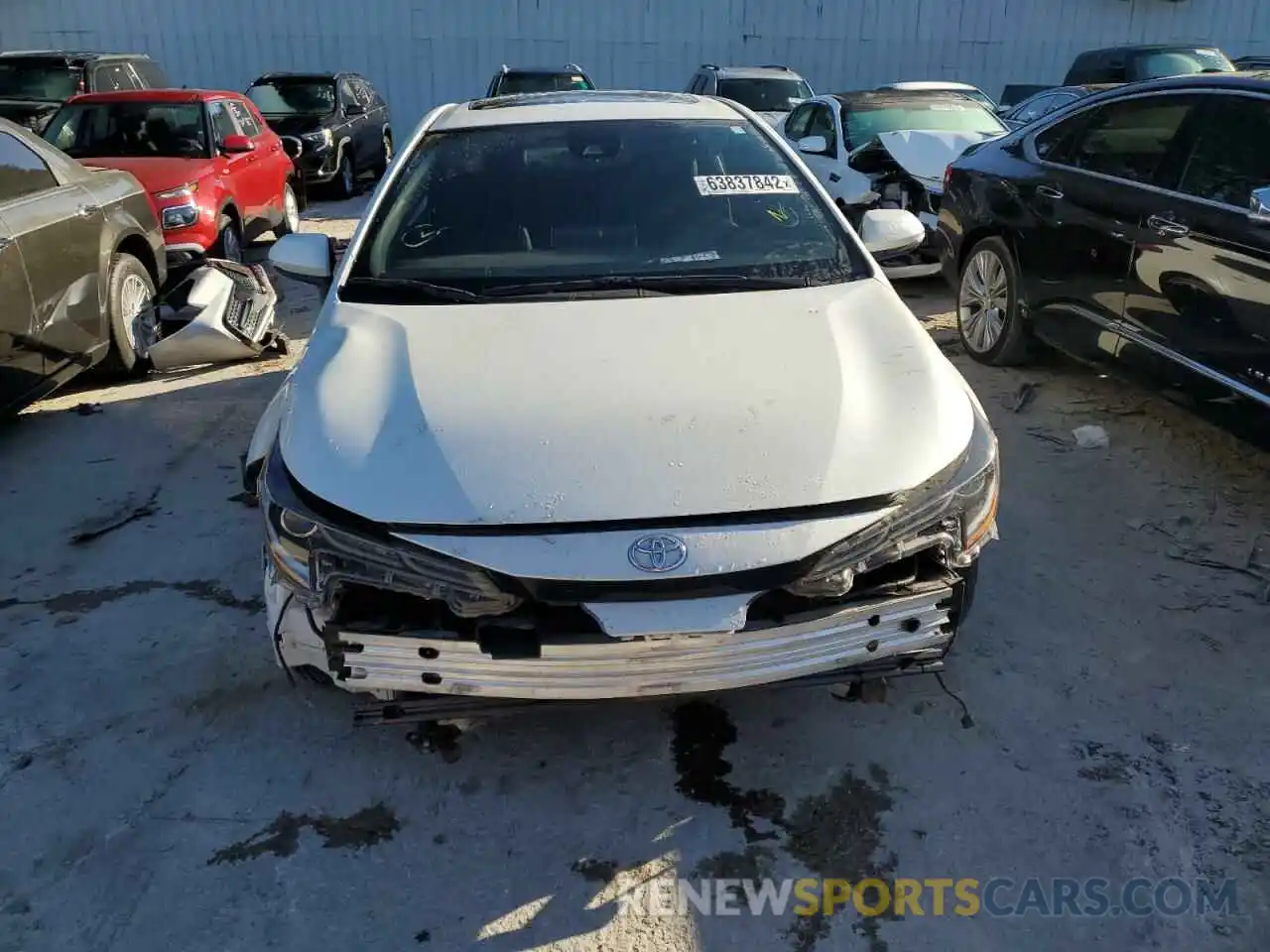 9 Photograph of a damaged car JTDT4RCE7LJ001819 TOYOTA COROLLA 2020