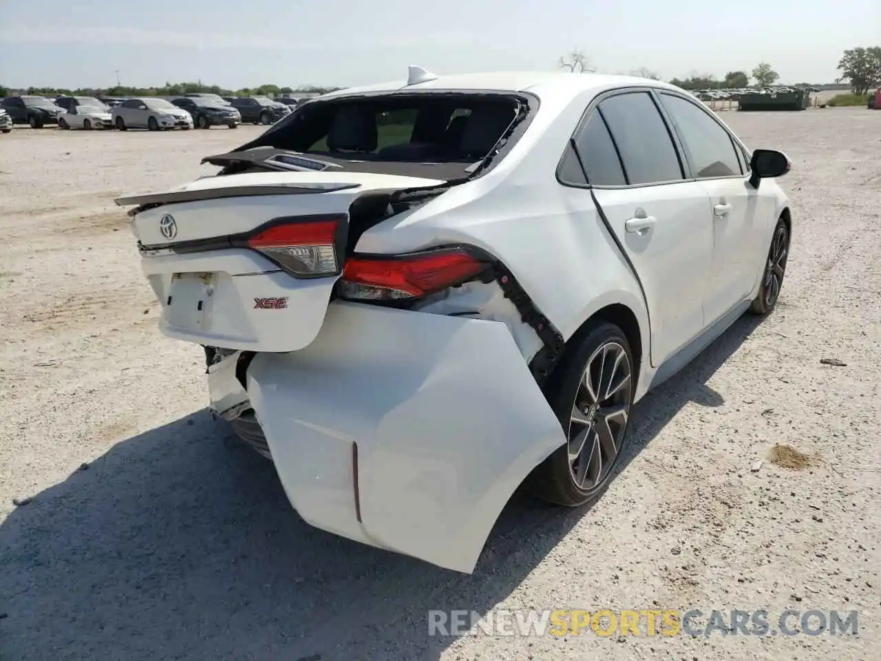 4 Photograph of a damaged car JTDT4RCE7LJ033590 TOYOTA COROLLA 2020