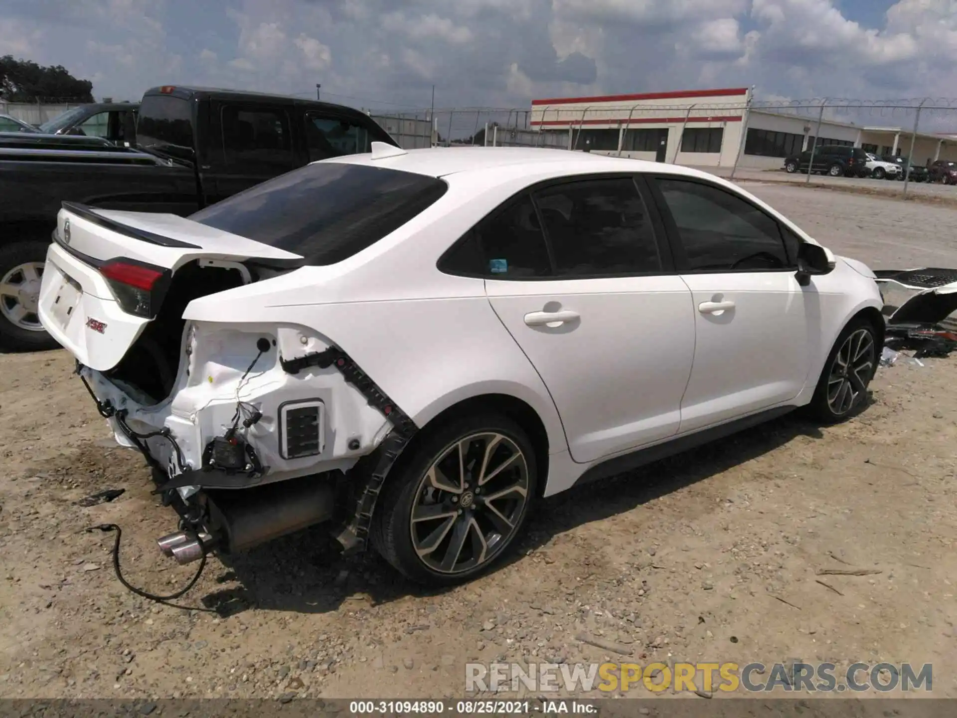 4 Photograph of a damaged car JTDT4RCE8LJ005913 TOYOTA COROLLA 2020