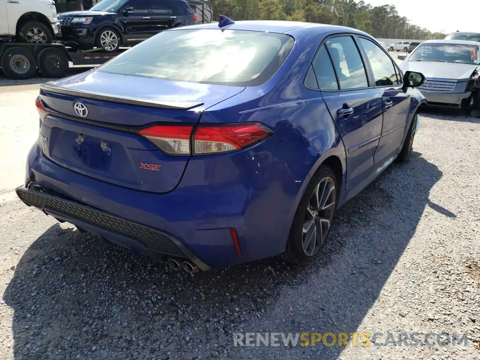 4 Photograph of a damaged car JTDT4RCE8LJ011405 TOYOTA COROLLA 2020