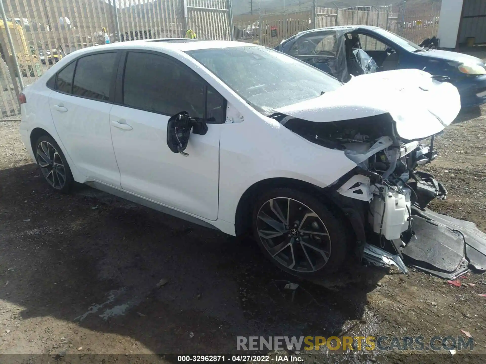 1 Photograph of a damaged car JTDT4RCE8LJ015549 TOYOTA COROLLA 2020