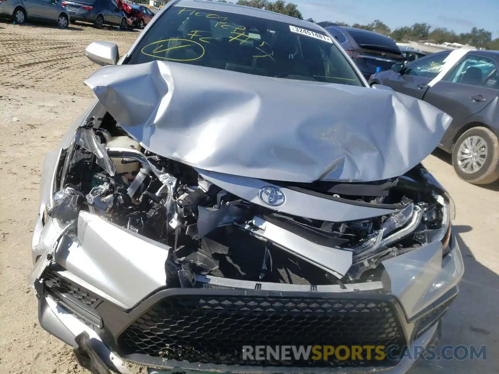 9 Photograph of a damaged car JTDT4RCE8LJ017060 TOYOTA COROLLA 2020