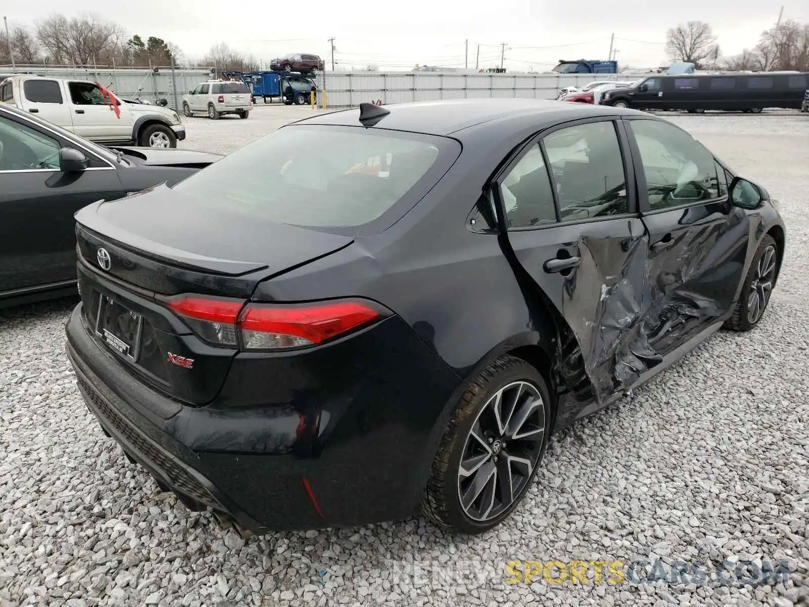 4 Photograph of a damaged car JTDT4RCE9LJ040203 TOYOTA COROLLA 2020